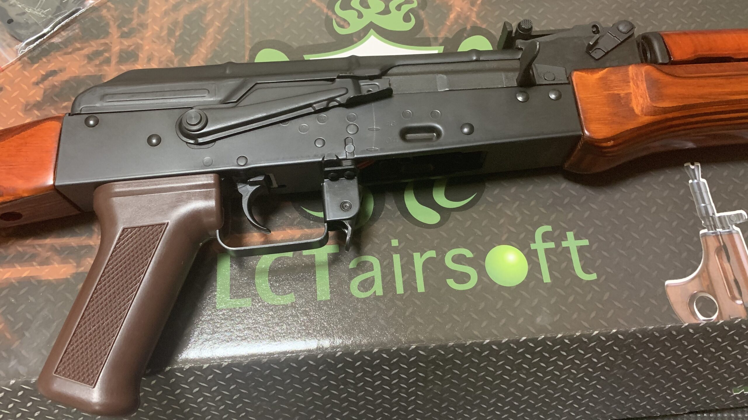 LCT AK74 NV レシーバー