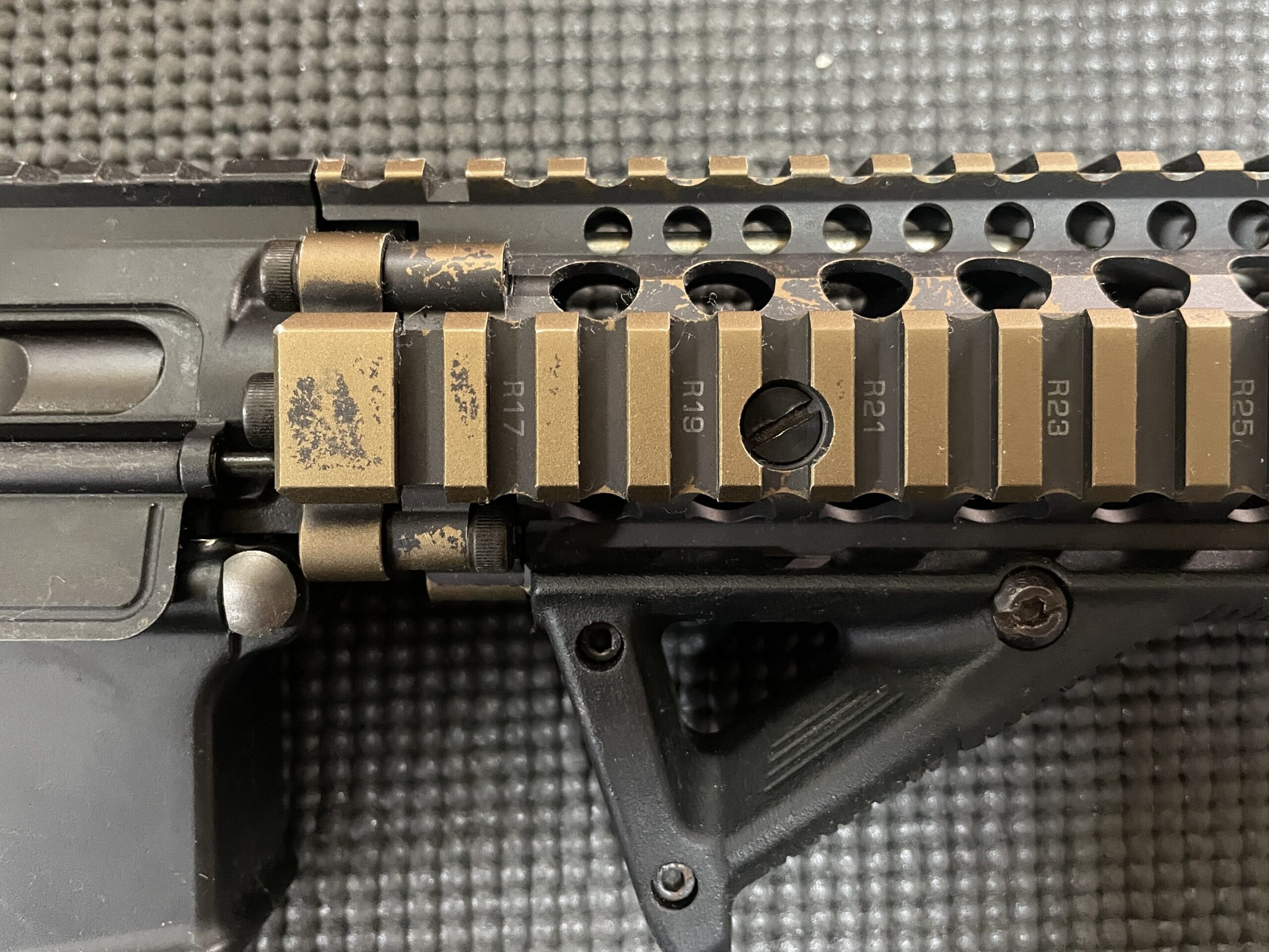 ピカニティレールシステム