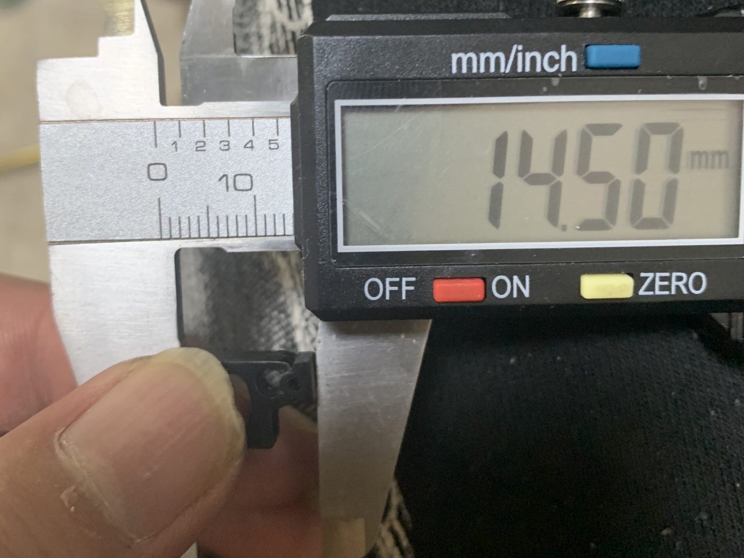 PTS MAGPUL MASADA ライラクス　押しゴム高さ測定