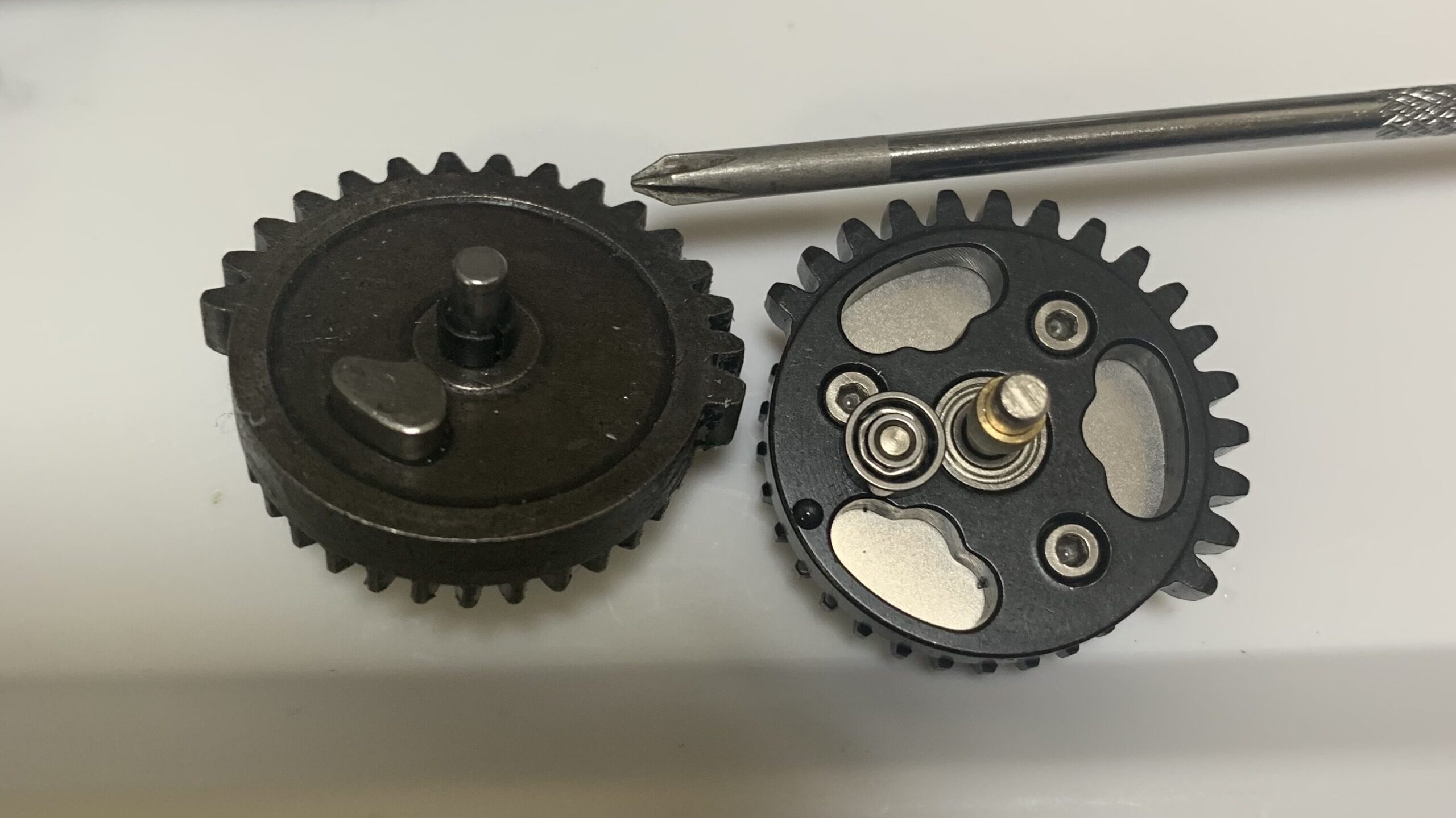 PTS MAGPUL MASADA セクターギア比較