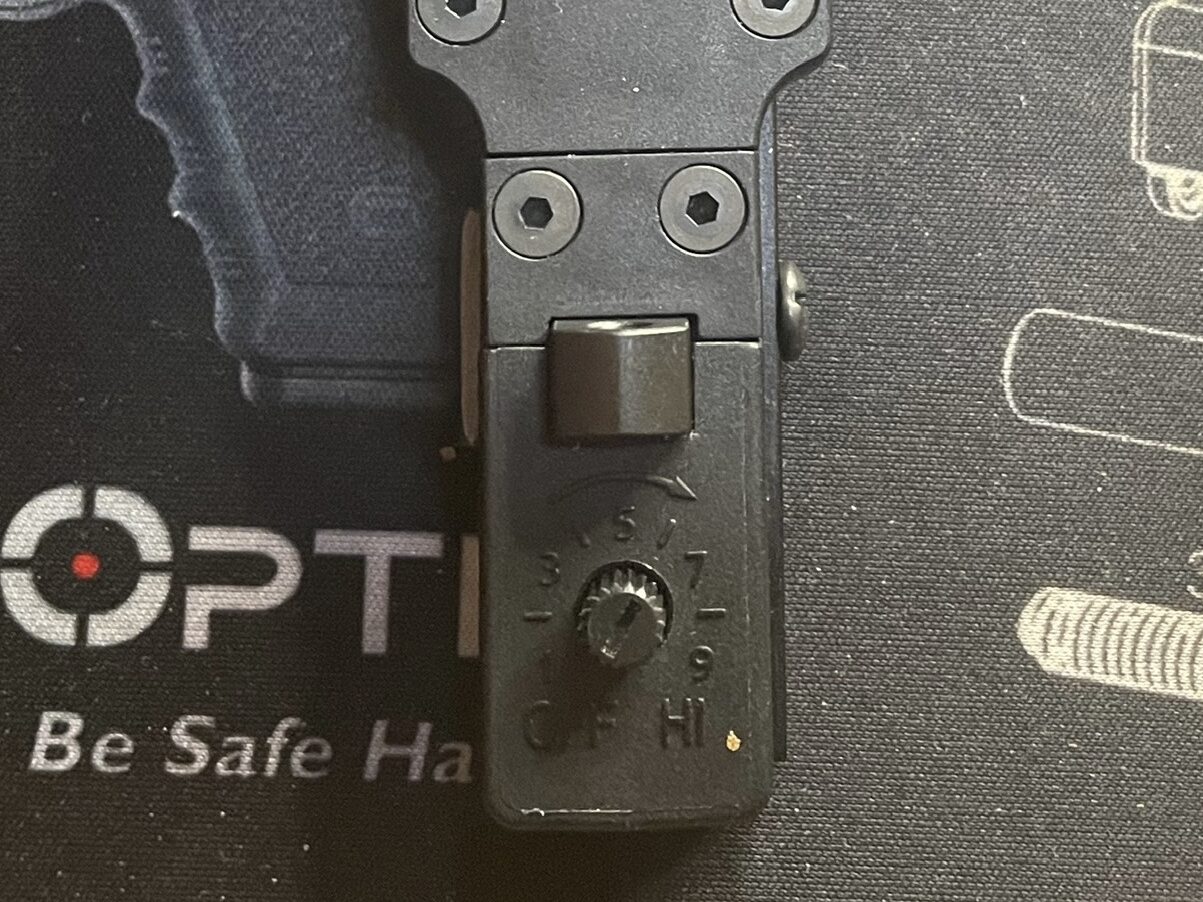 SOTAC C-MORE ドットサイト　レプリカ　電源スイッチ