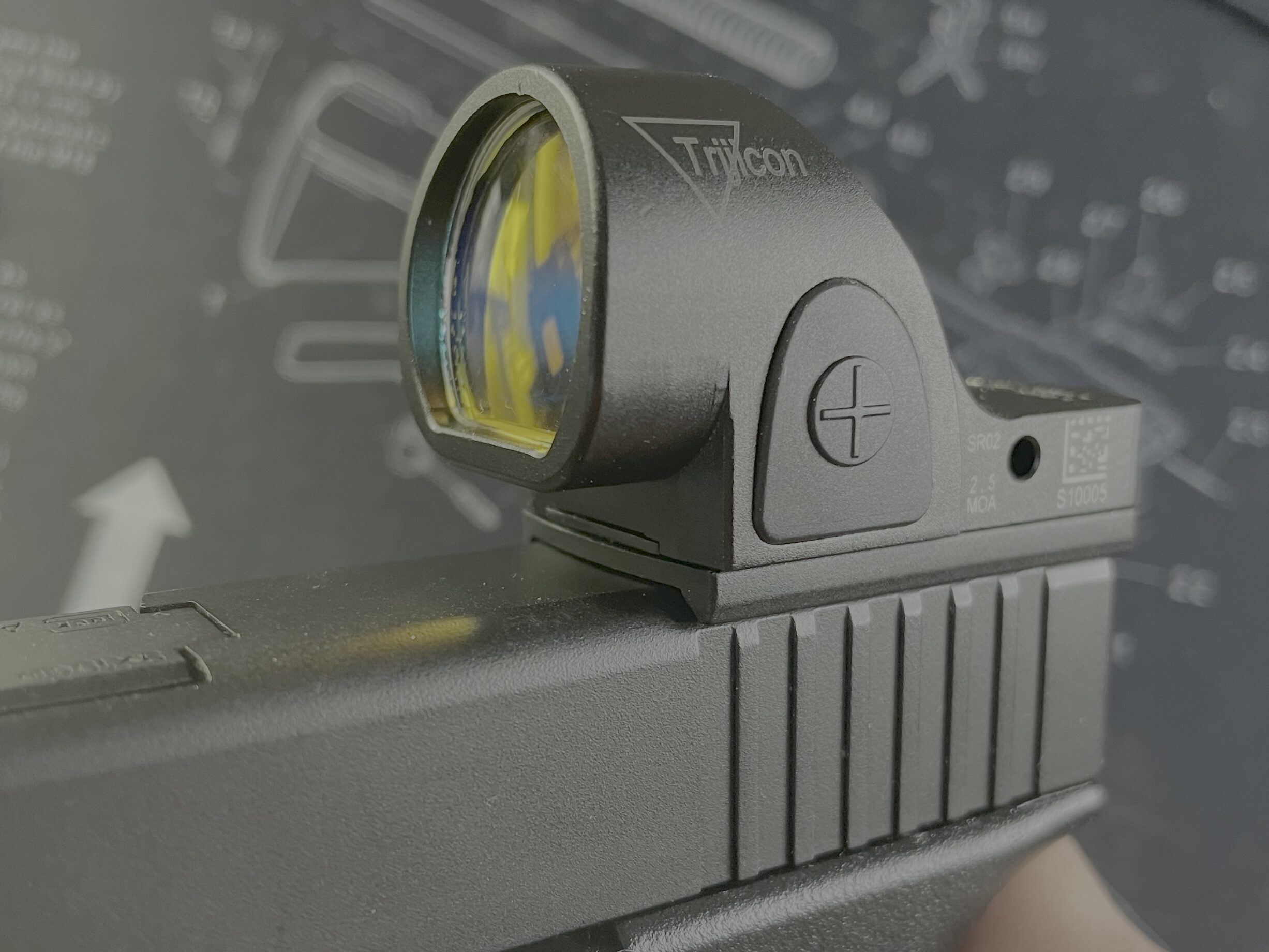 SOTAC trijicon SRO ドットサイト　東京マルイ　グロック17 GEN.4 サイト取り付け部左側面