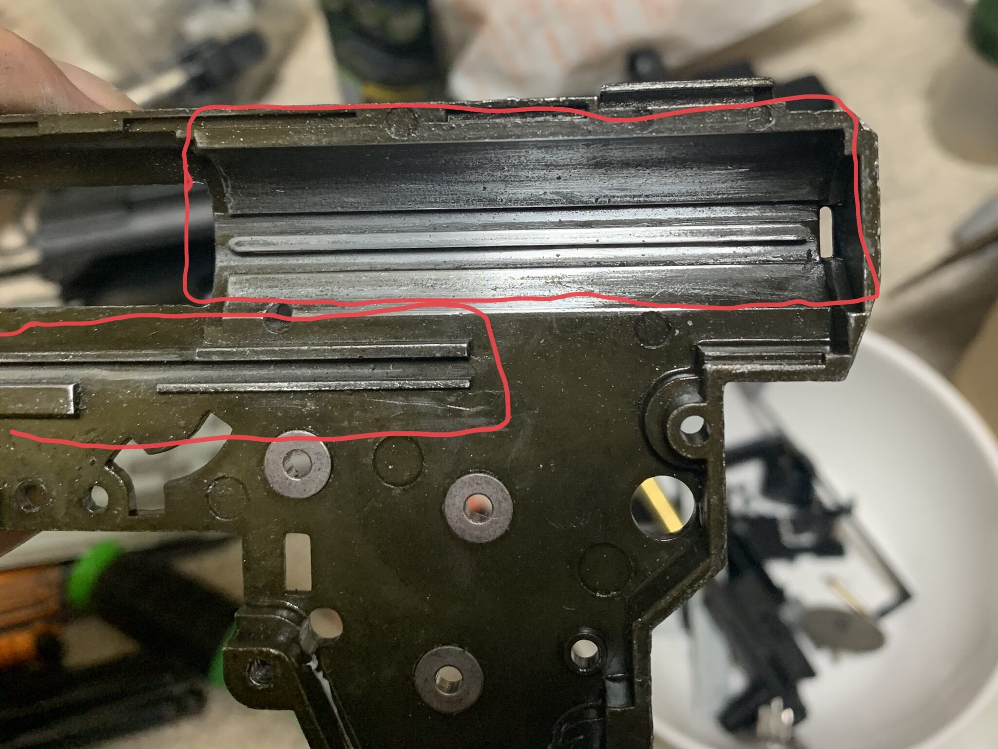 東京マルイ　MP5K HC メカボックス　右側ケース　研磨