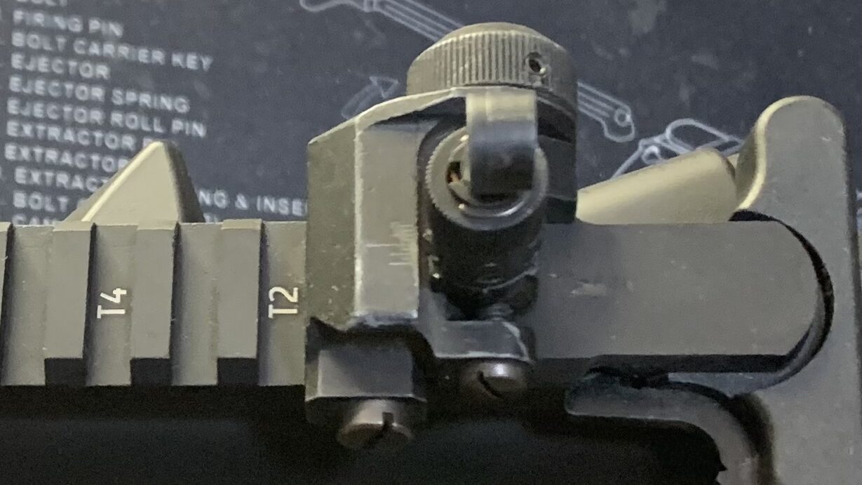 東京マルイ　CQBR ブロック1 リアサイトアップ状態