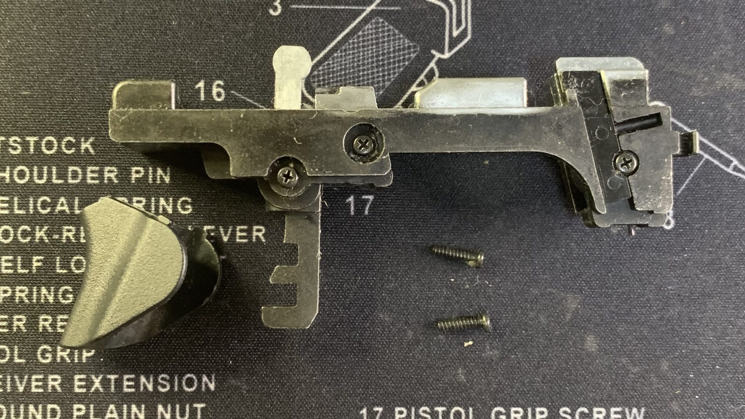 東京マルイ　CURVE トリガーの組み立て