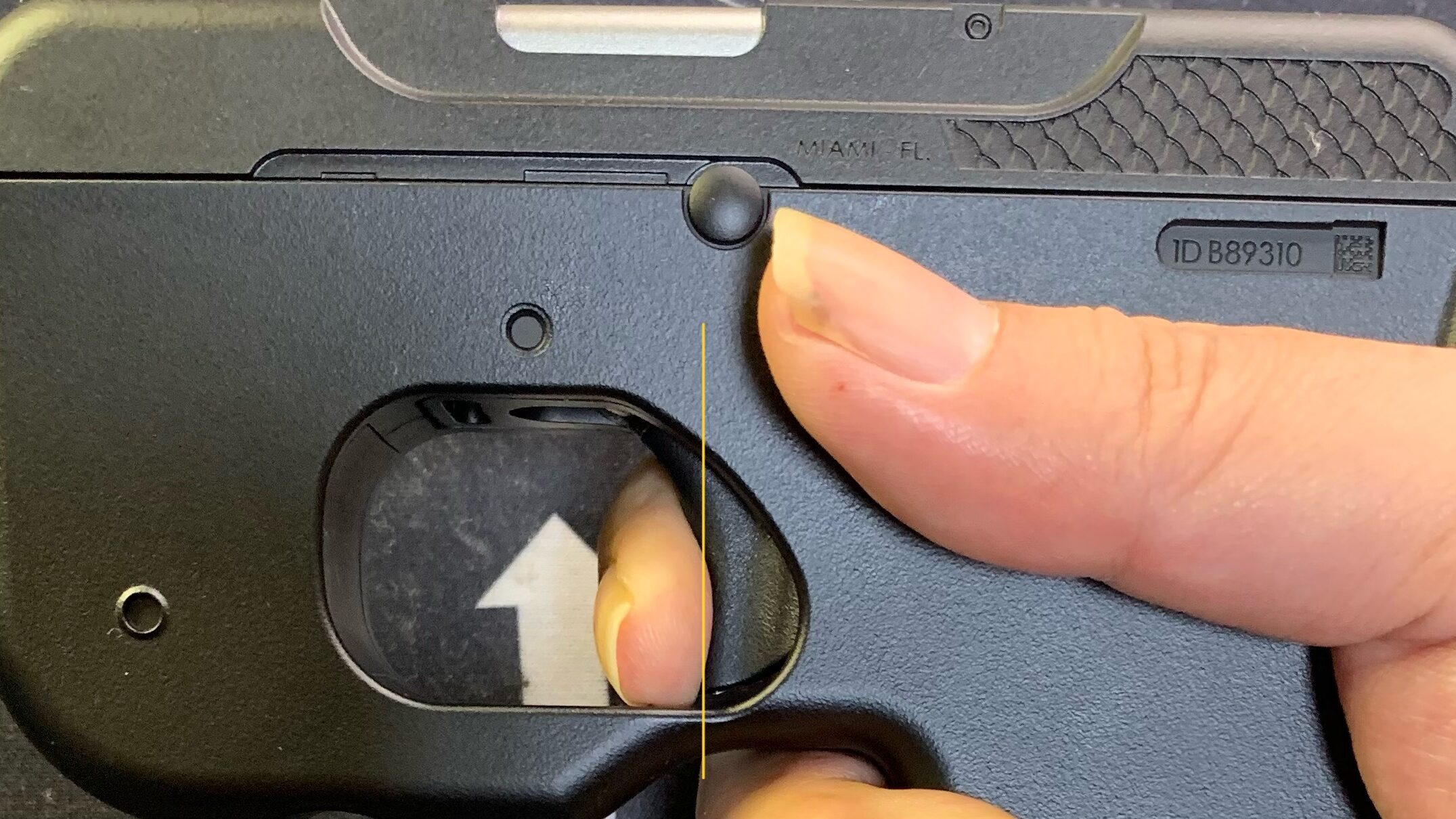 東京マルイ　CURVE 発射時のトリガー位置