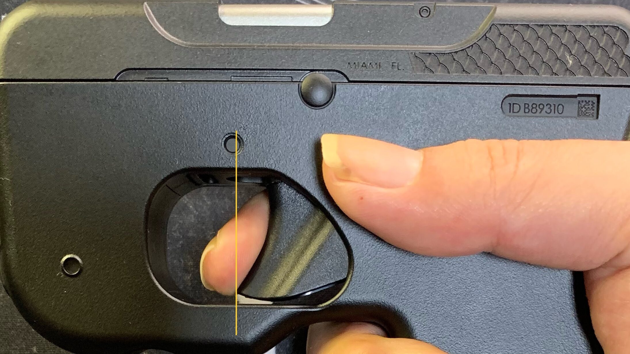 東京マルイ　CURVE トリガー位置　ハーフコック状態