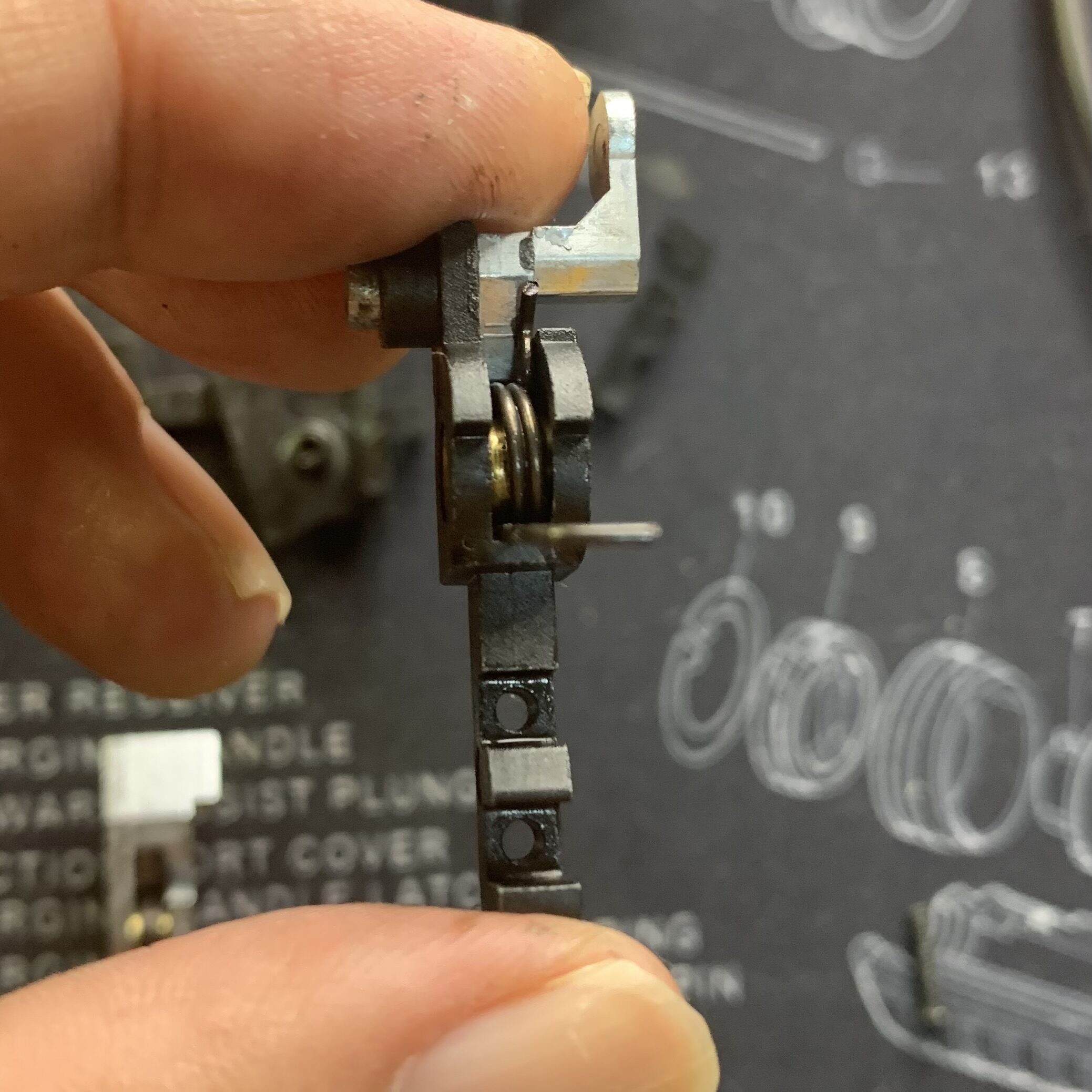 東京マルイ　CURVE トリガーユニット 正面