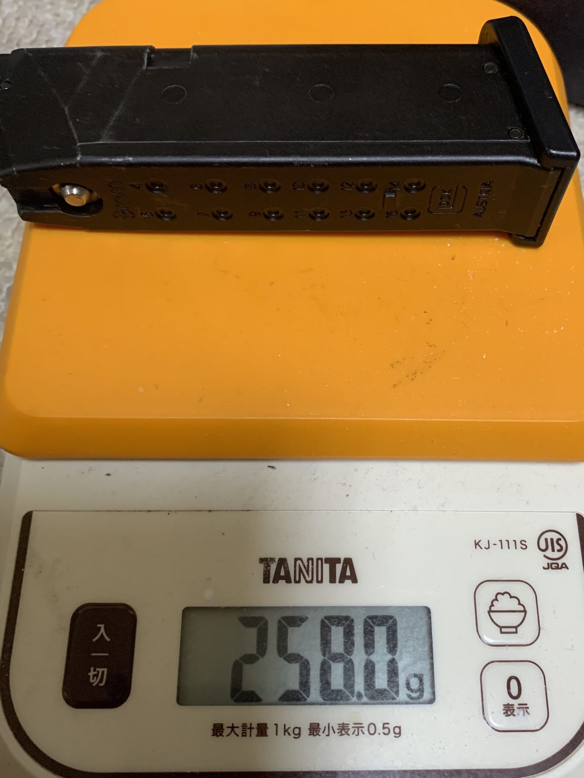 東京マルイ　グロック19 GEN3 マガジン重量　ガス満タン