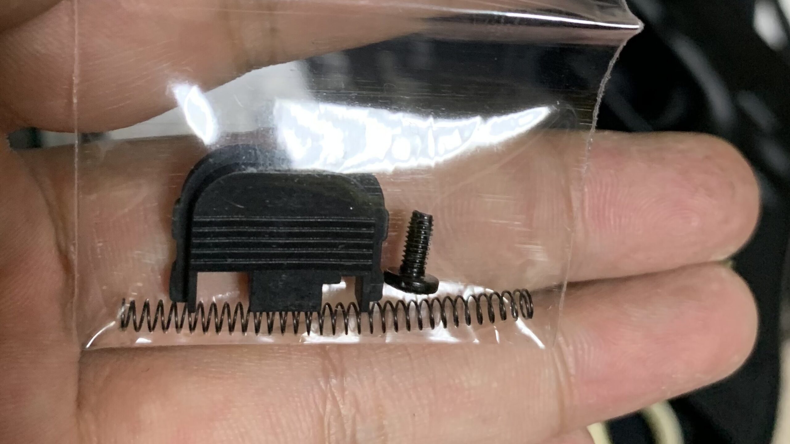 東京マルイ　グロック17 GEN4 ガーダーアルミ軽量ブリーチの付属品