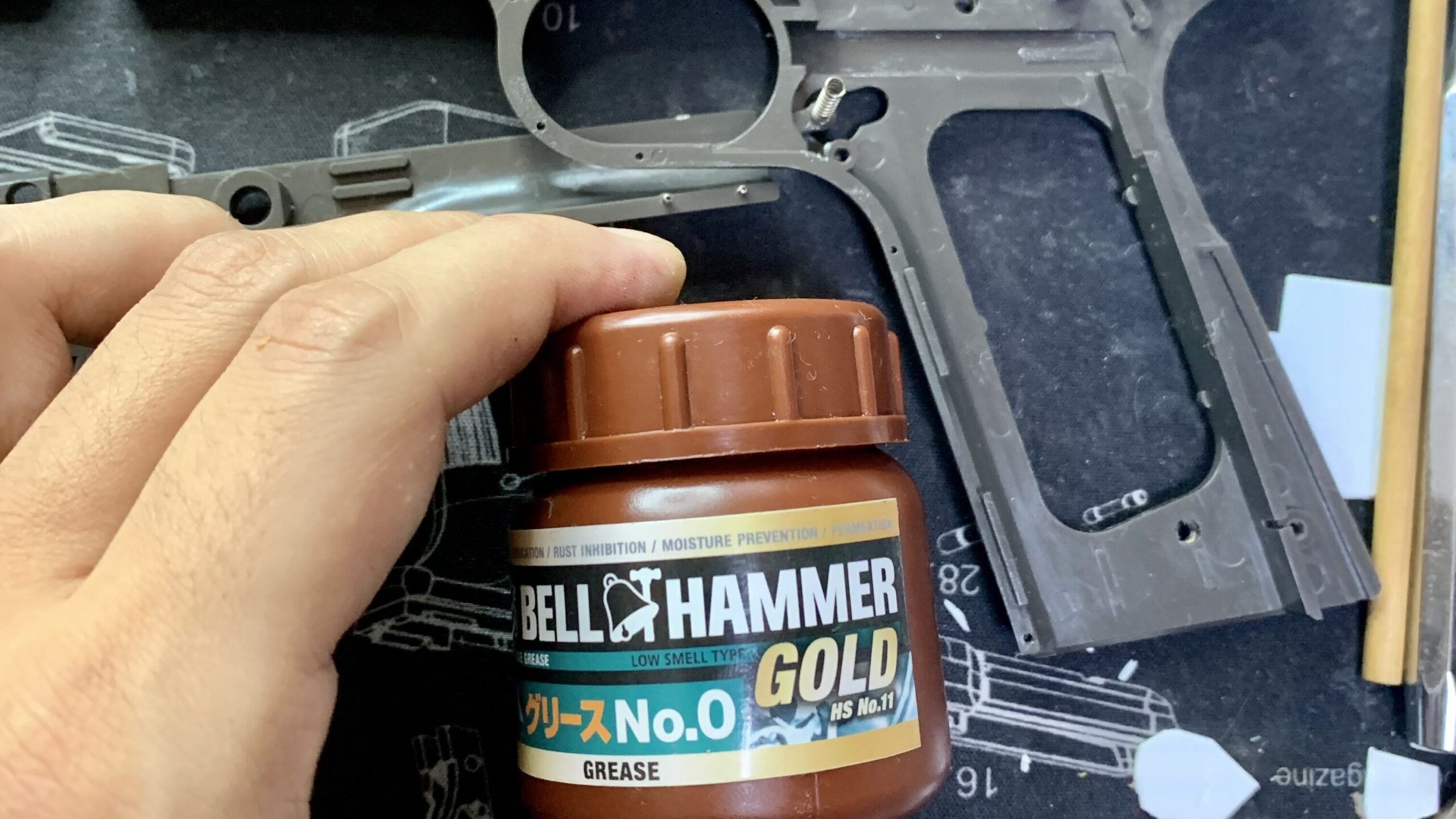 東京マルイ　コルトM1911ガバメント　HG グリスアップ