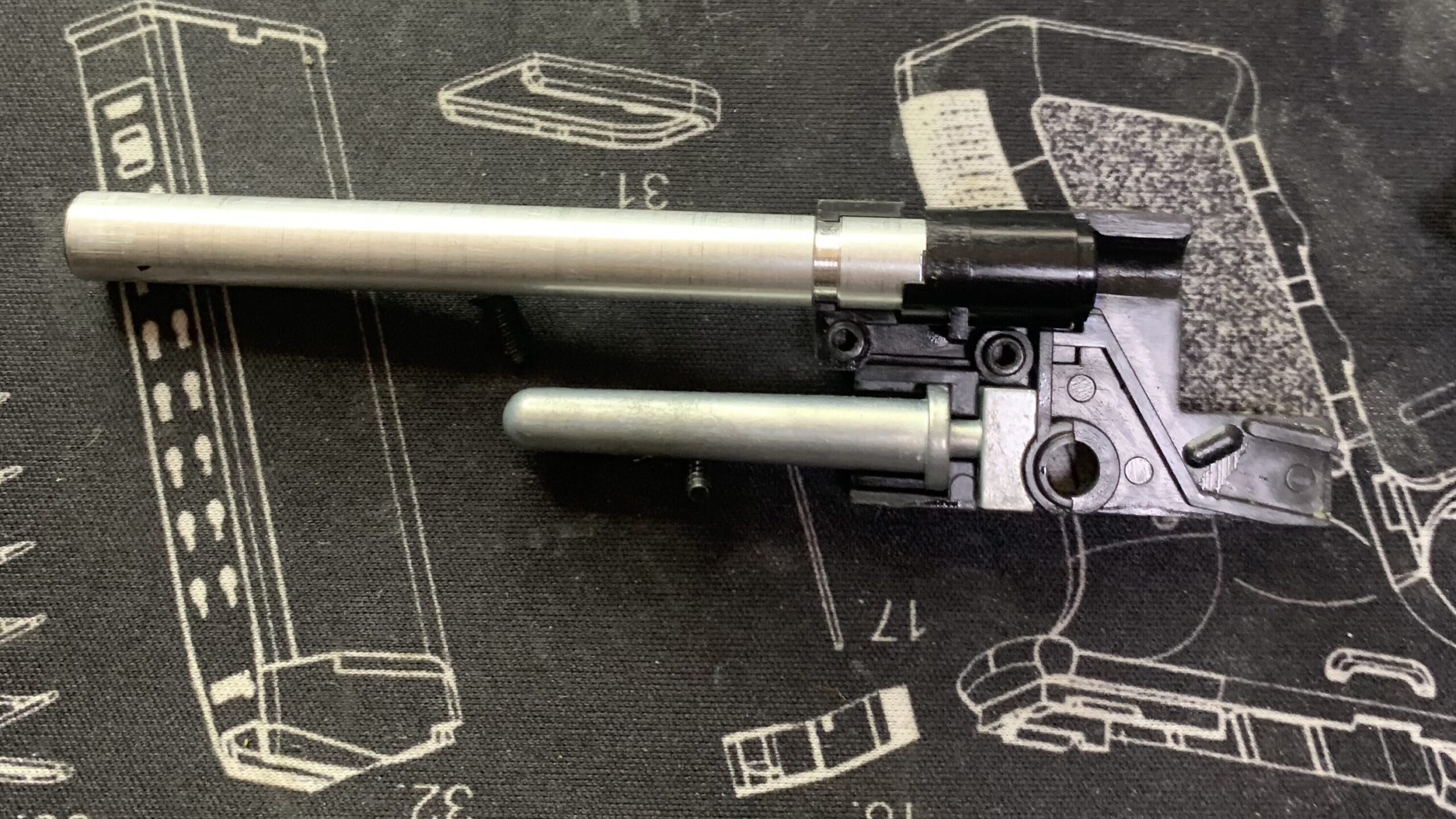 東京マルイ　コルトM1911ガバメント　HG ホップチャンバーの組み立て