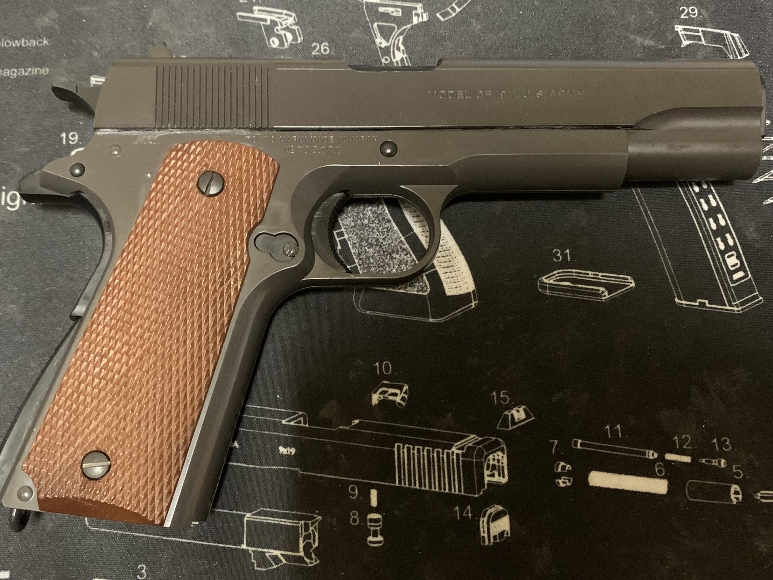 東京マルイ　コルトM1911ガバメント　HG 右サイド