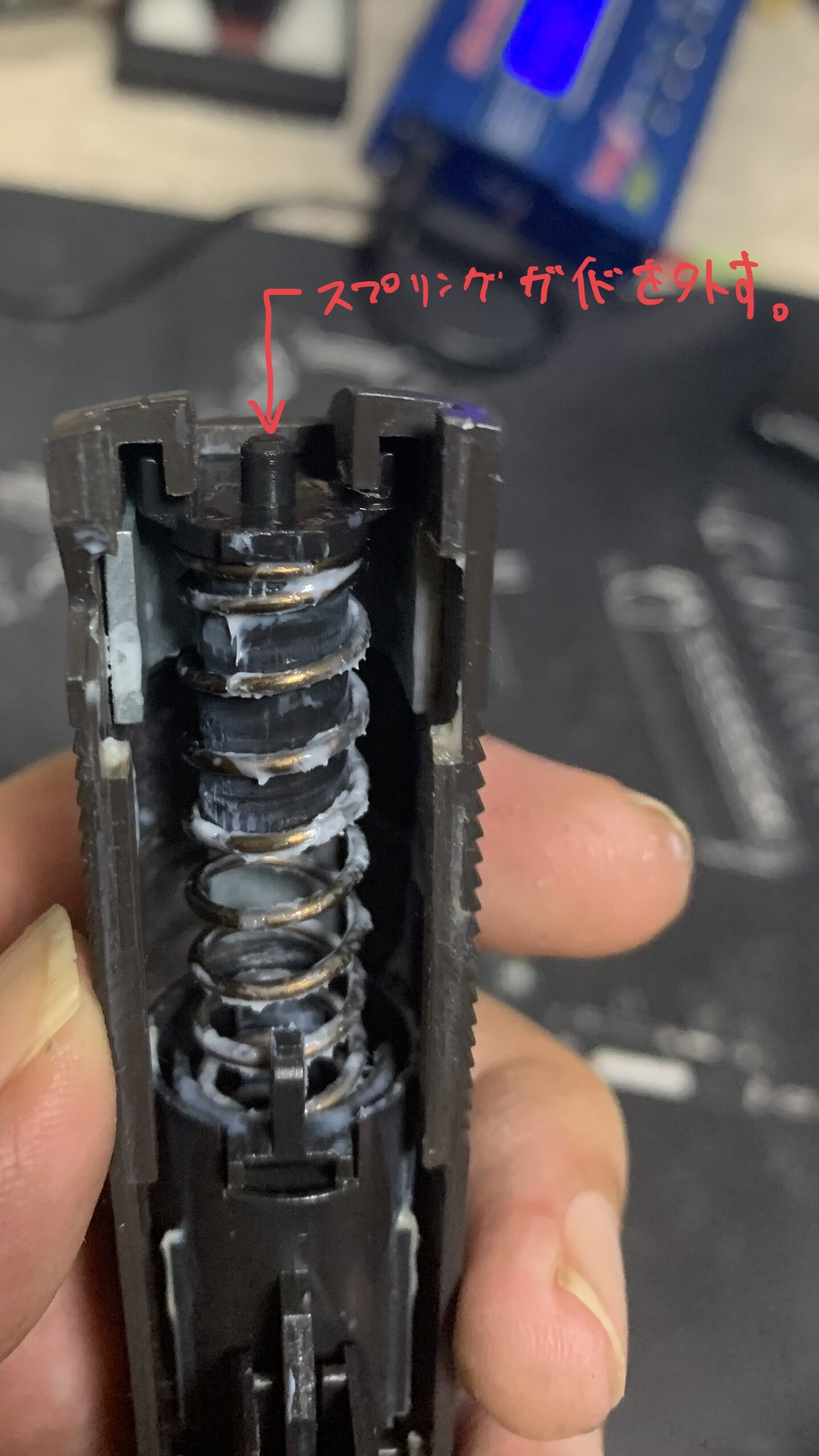 東京マルイ　コルトM1911ガバメント　HG スプリングガイド