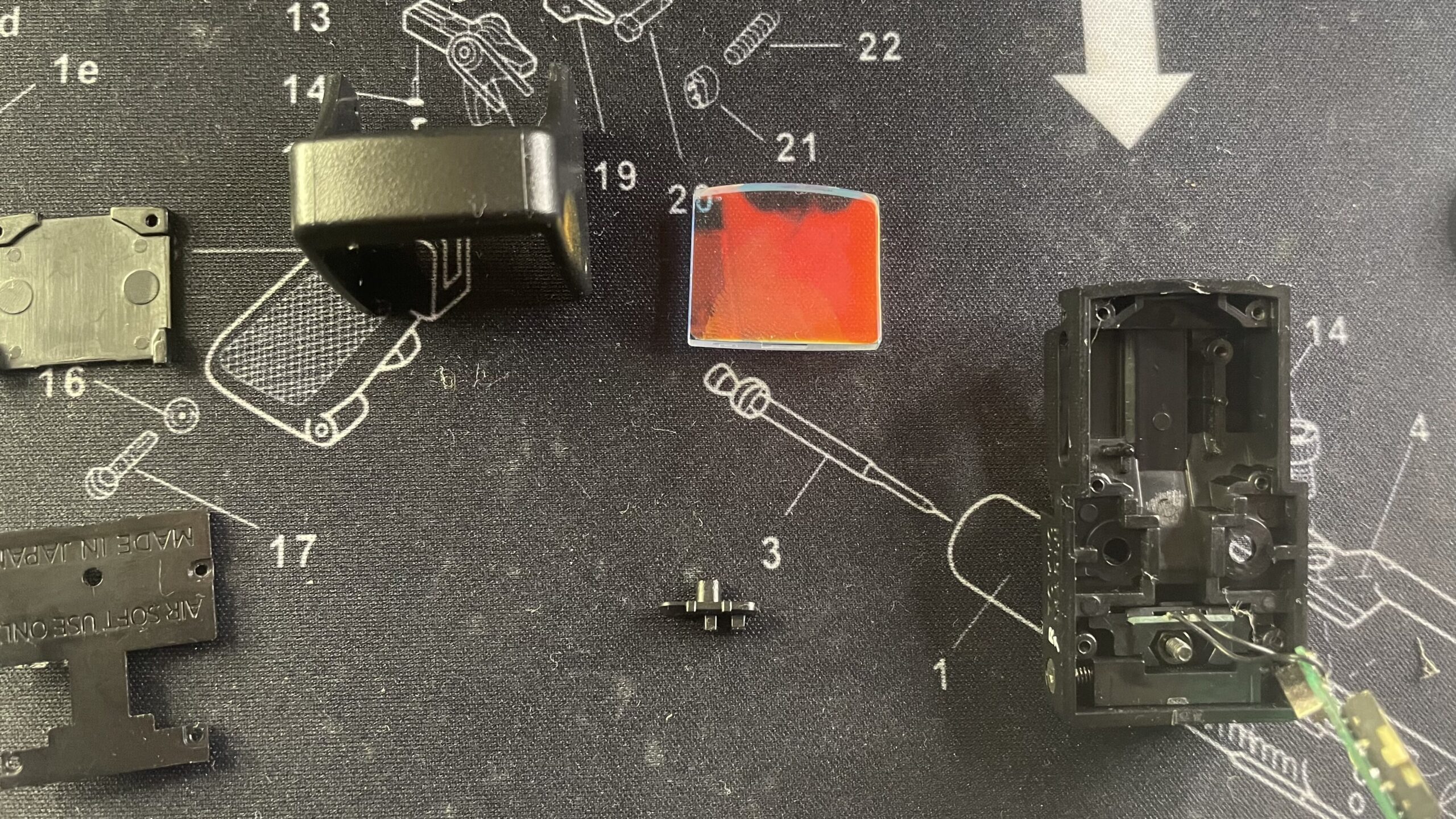 東京マルイ　マイクロプロサイト　分解