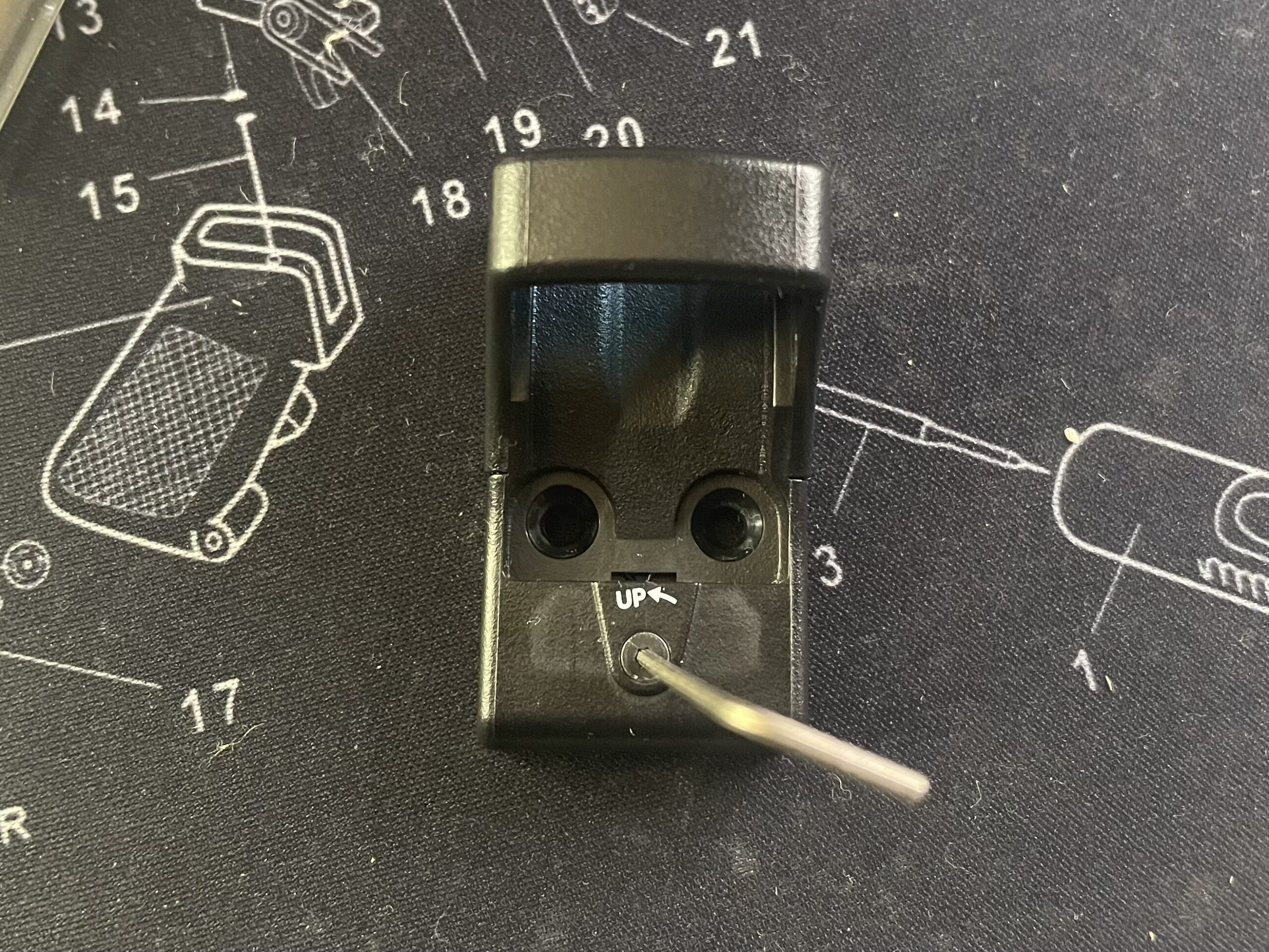 東京マルイ　マイクロプロサイト　上下調整