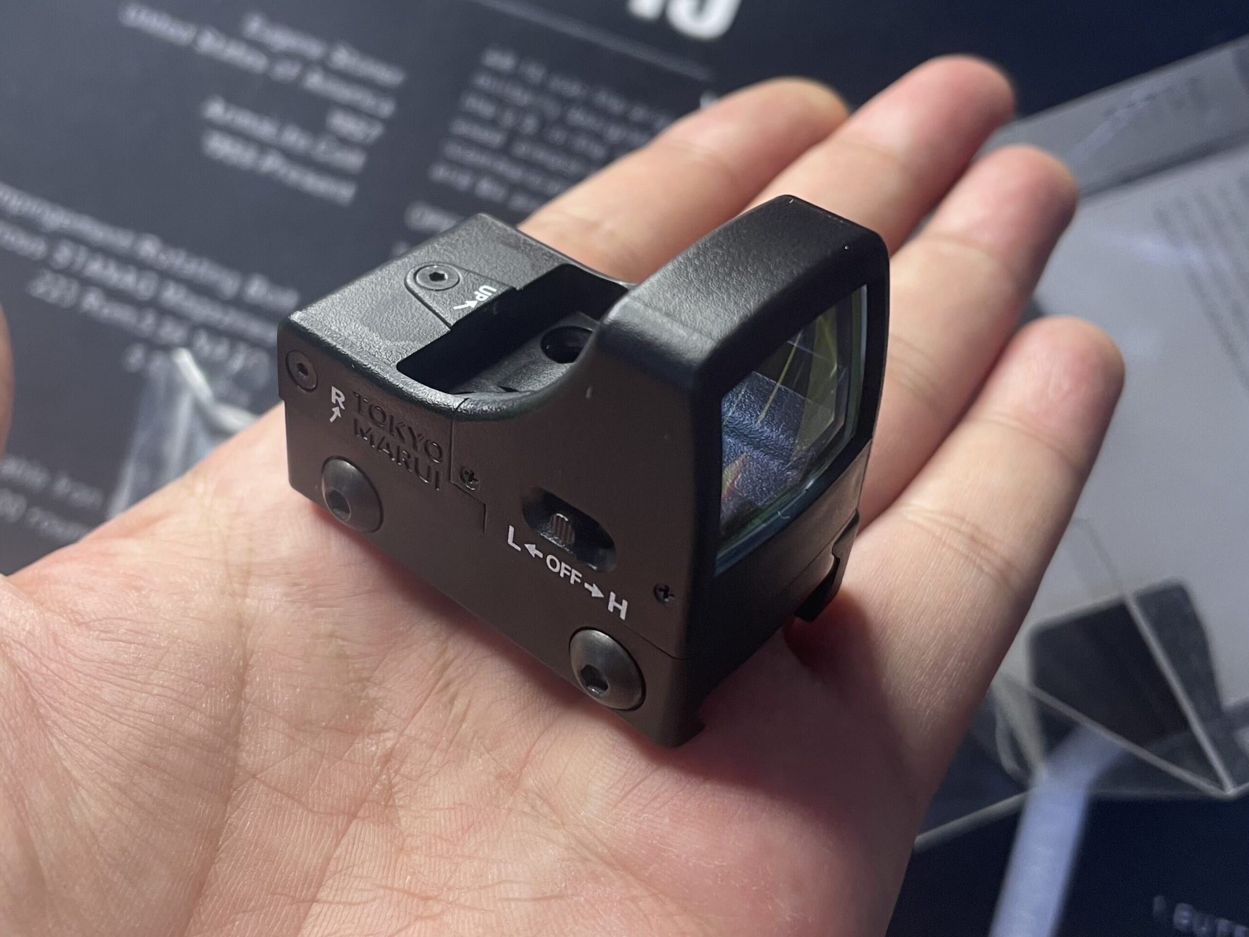 東京マルイ　マイクロプロサイト　サイズ感