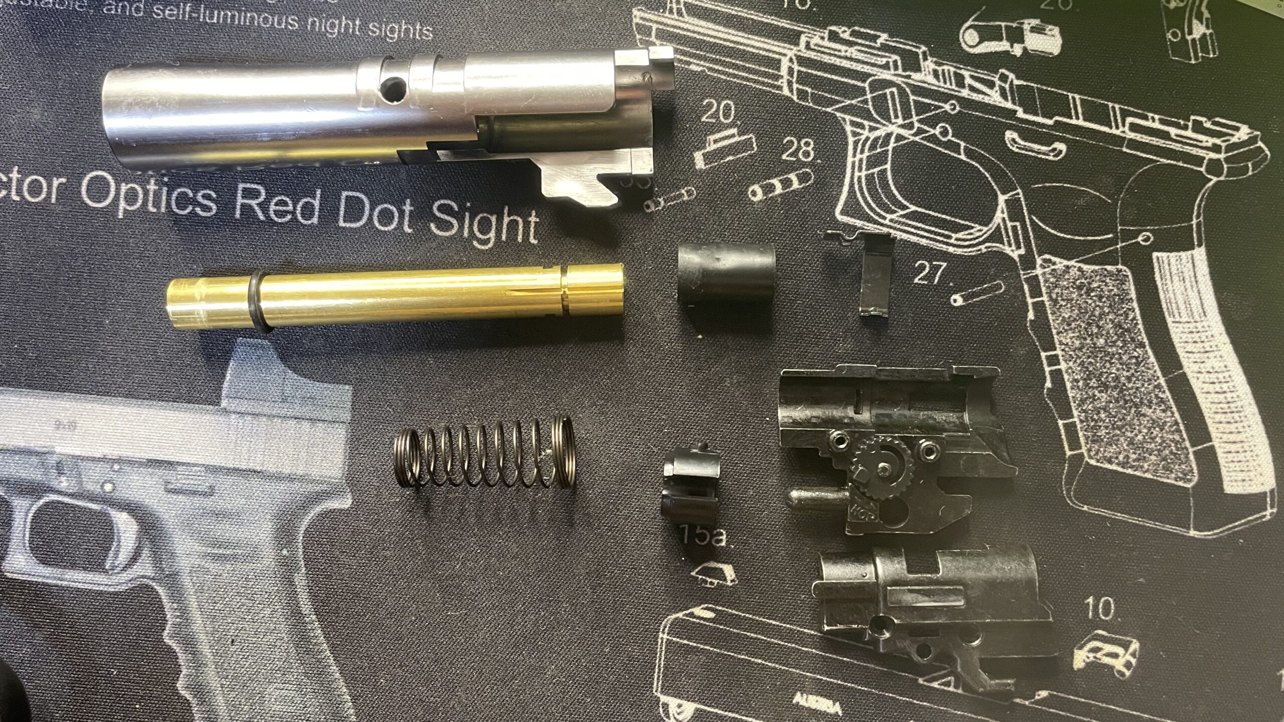 東京マルイ　デトニクス.45 バレルの分解