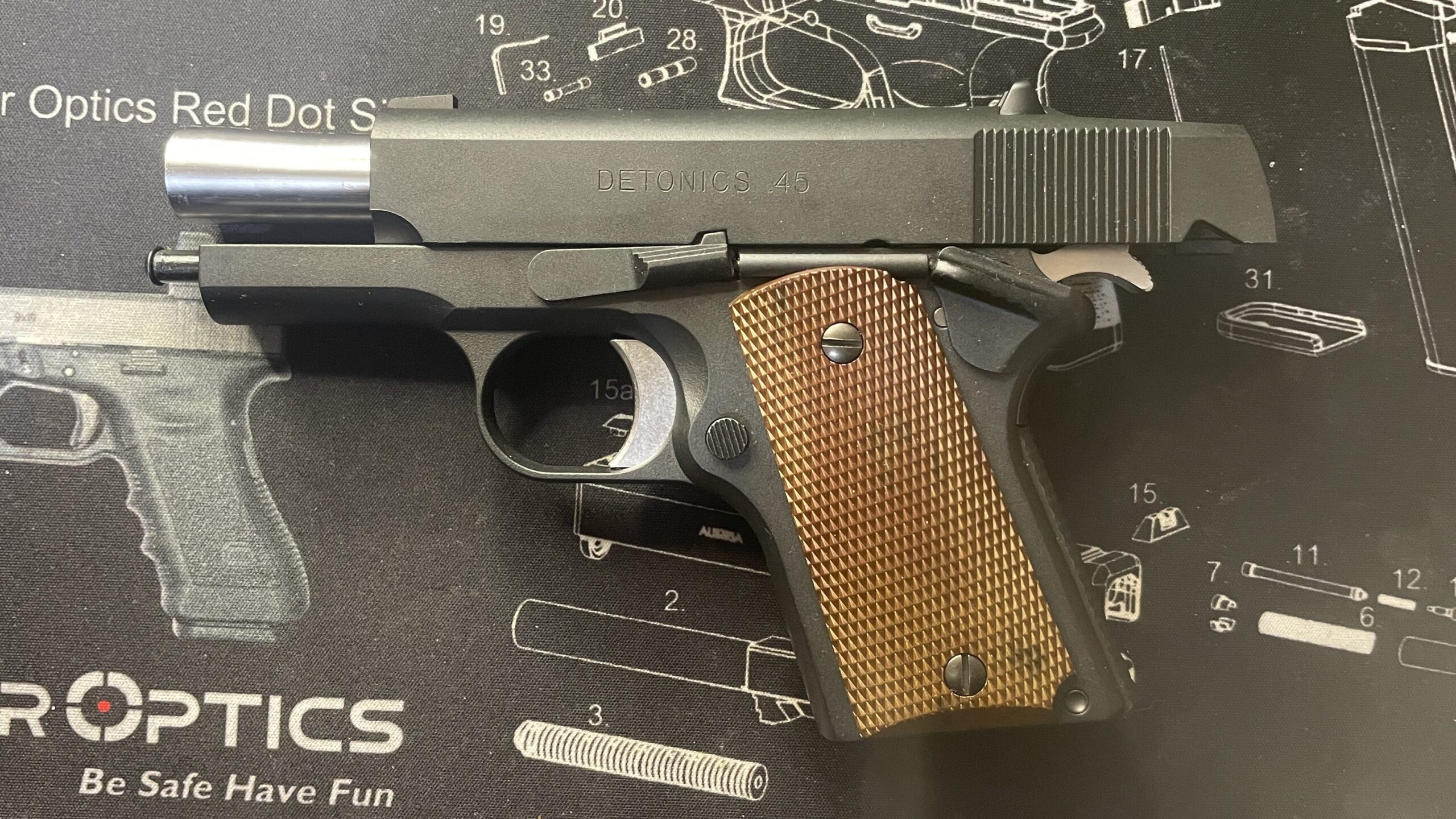 東京マルイ　デトニクス.45 コンバットマスター　ホールドオープン　左サイド