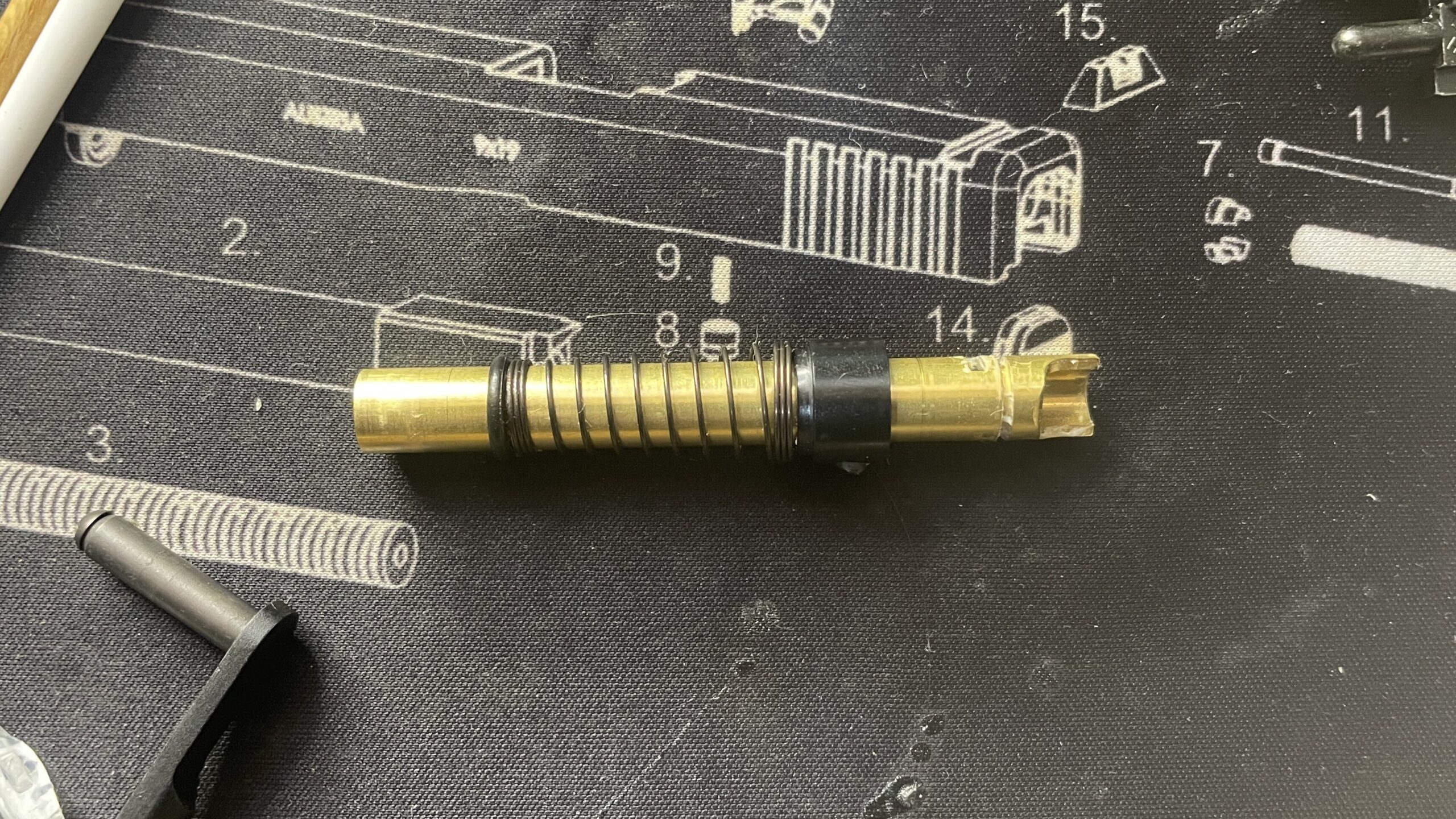 東京マルイ　デトニクス.45 コンバットマスター　インナーバレルの組み立て