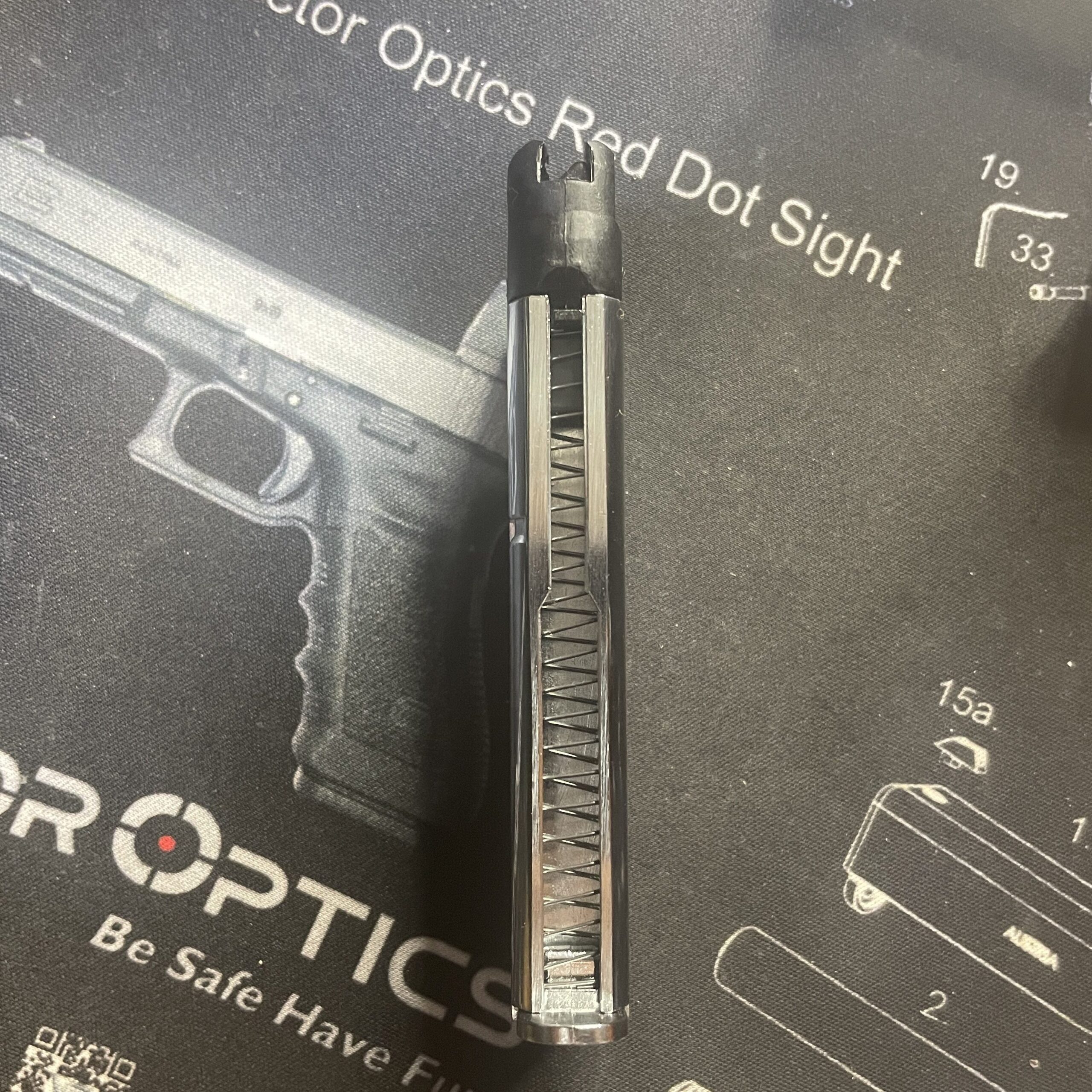 東京マルイ　デトニクス.45 コンバットマスター　マガジン正面