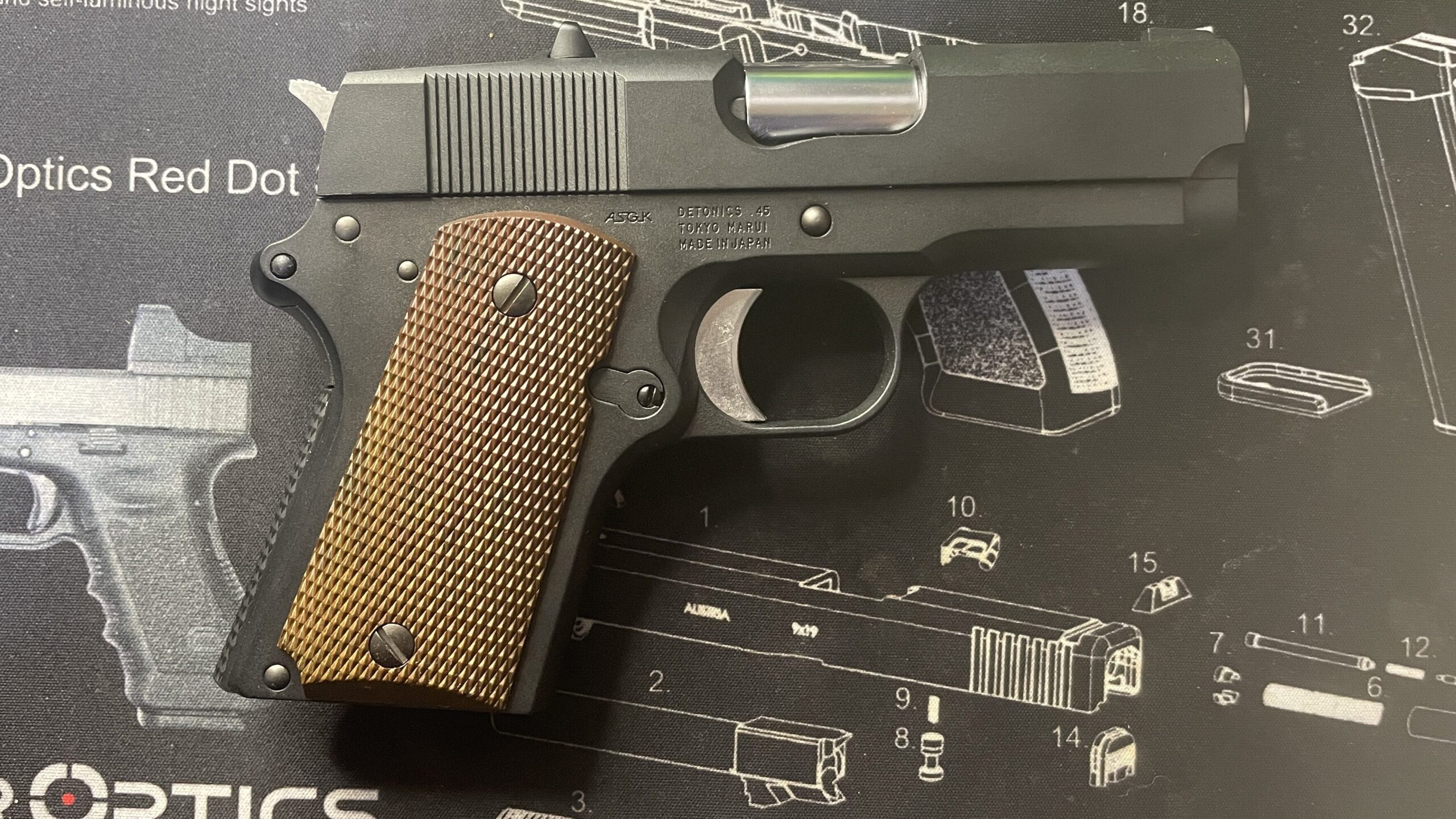 東京マルイ　デトニクス.45 コンバットマスター　右サイド