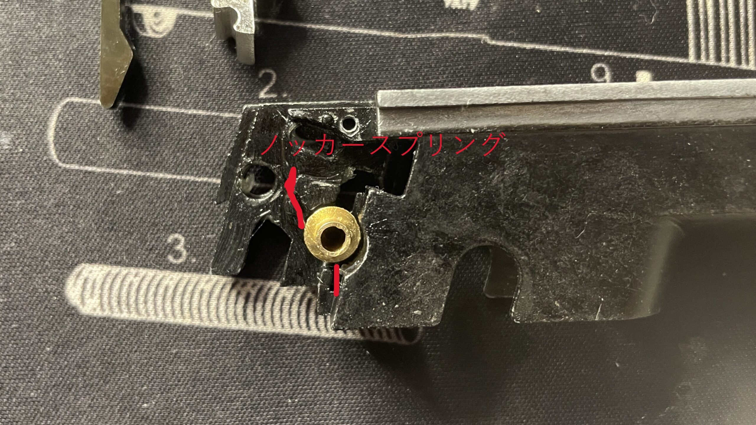 東京マルイ　デトニクス.45 コンバットマスター　シアーピン組み立て