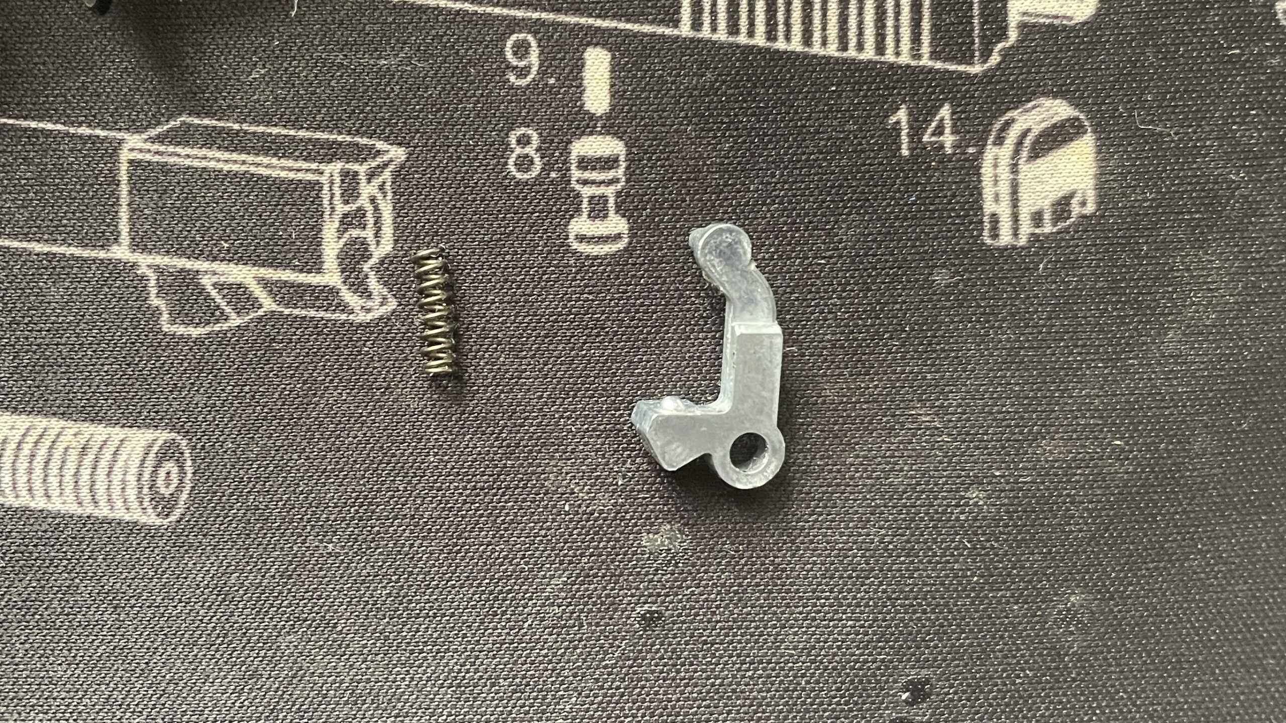 東京マルイ　SAA.45　エア吹き出し可動用アーム