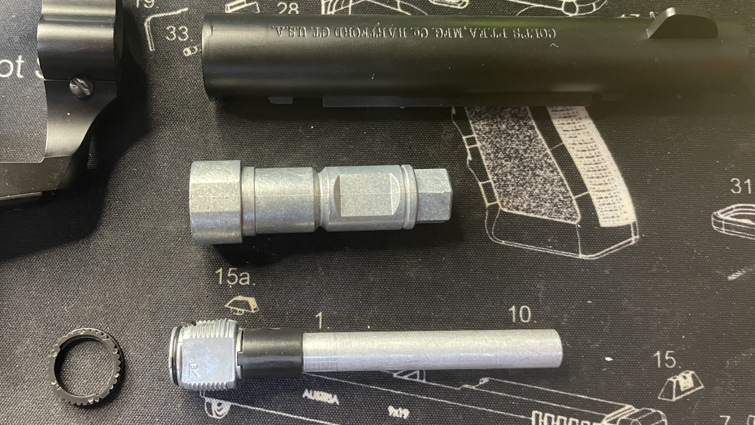 東京マルイ　SAA.45 アーティラリー　バレル関連部品