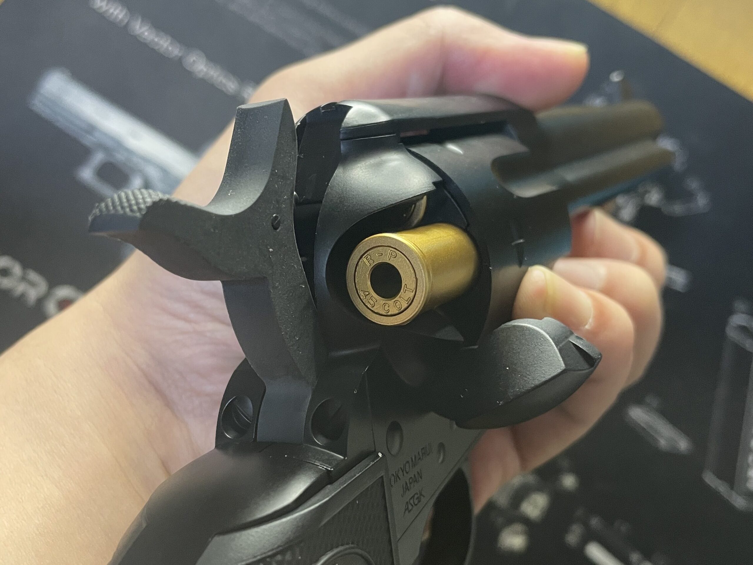 東京マルイ　SAA.45 アーティラリー　カートの排出