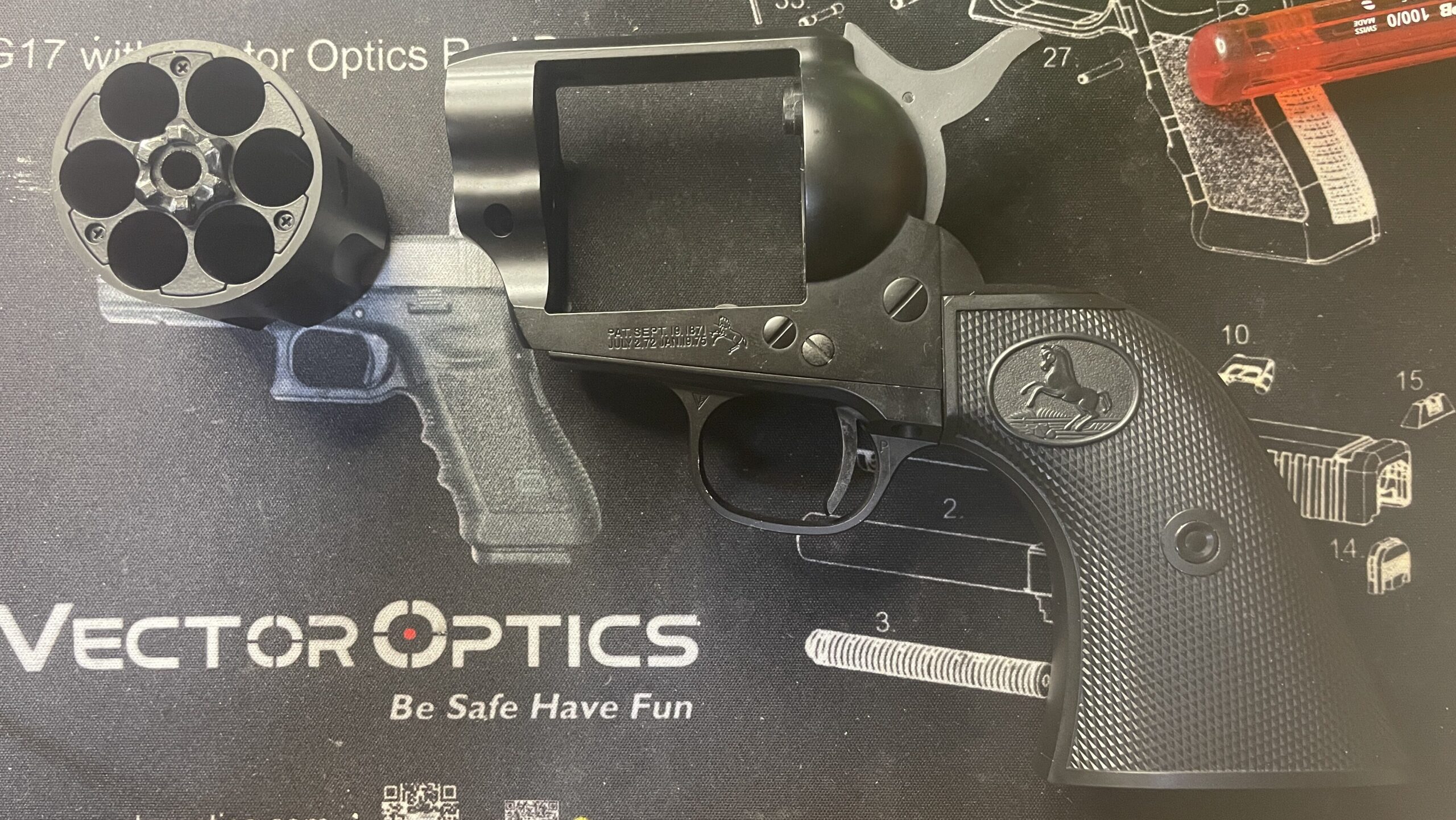 東京マルイ　SAA.45 アーティラリー　フレームのメカニズム解説