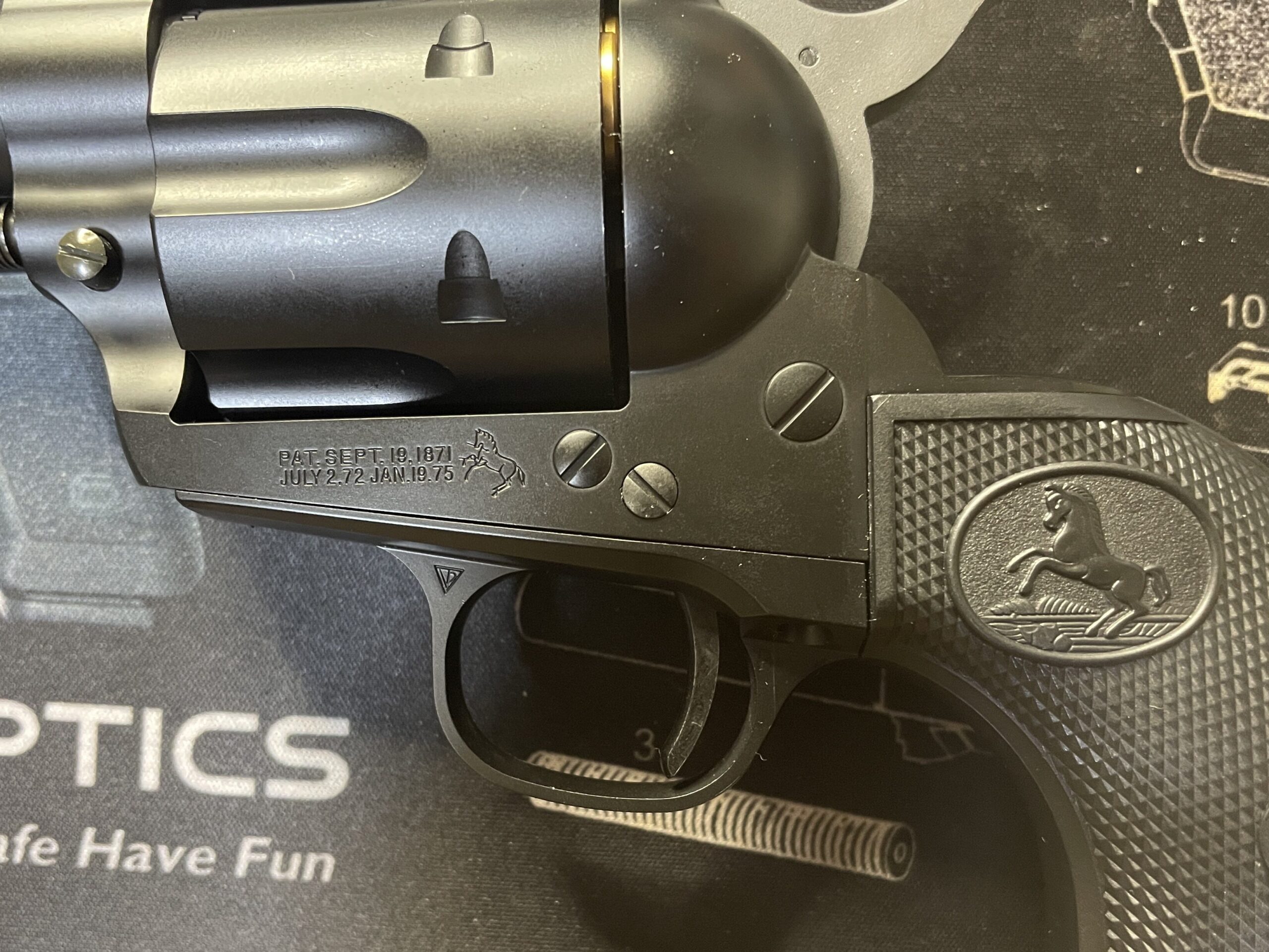 東京マルイ　SAA.45 アーティラリー　ハンマーレストでのトリガー位置