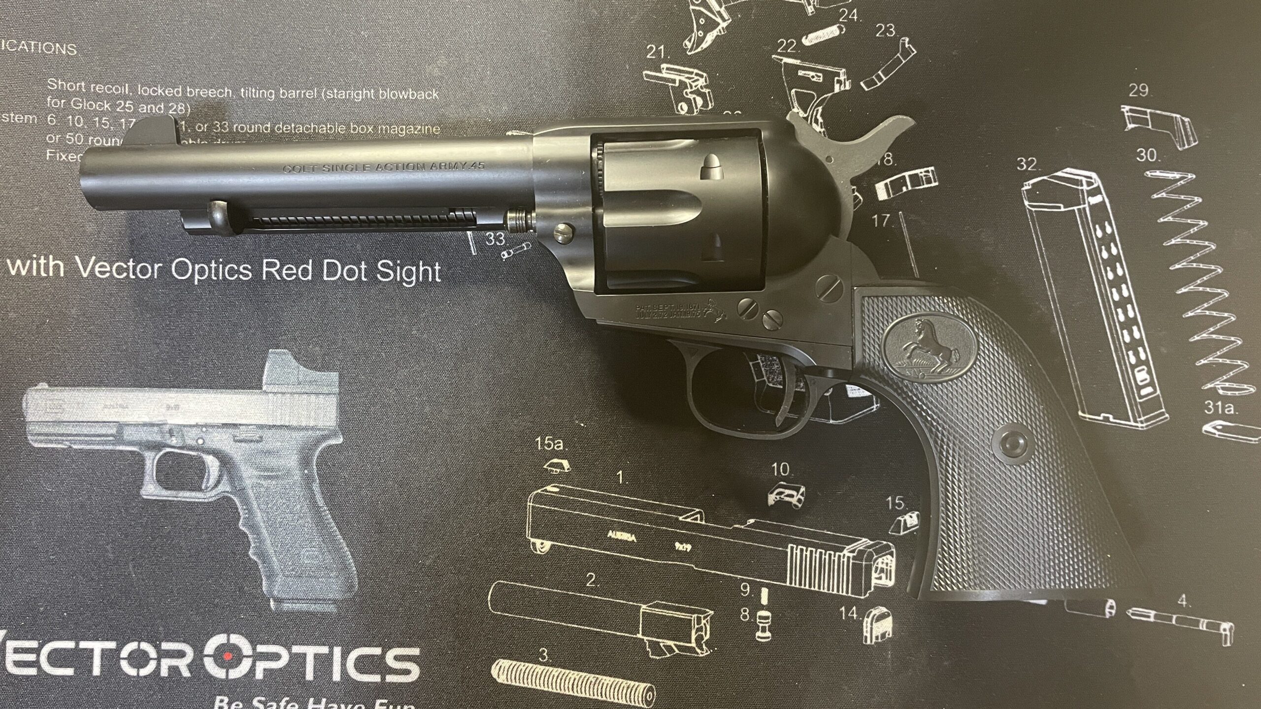 東京マルイ　SAA.45 アーティラリー　左側面