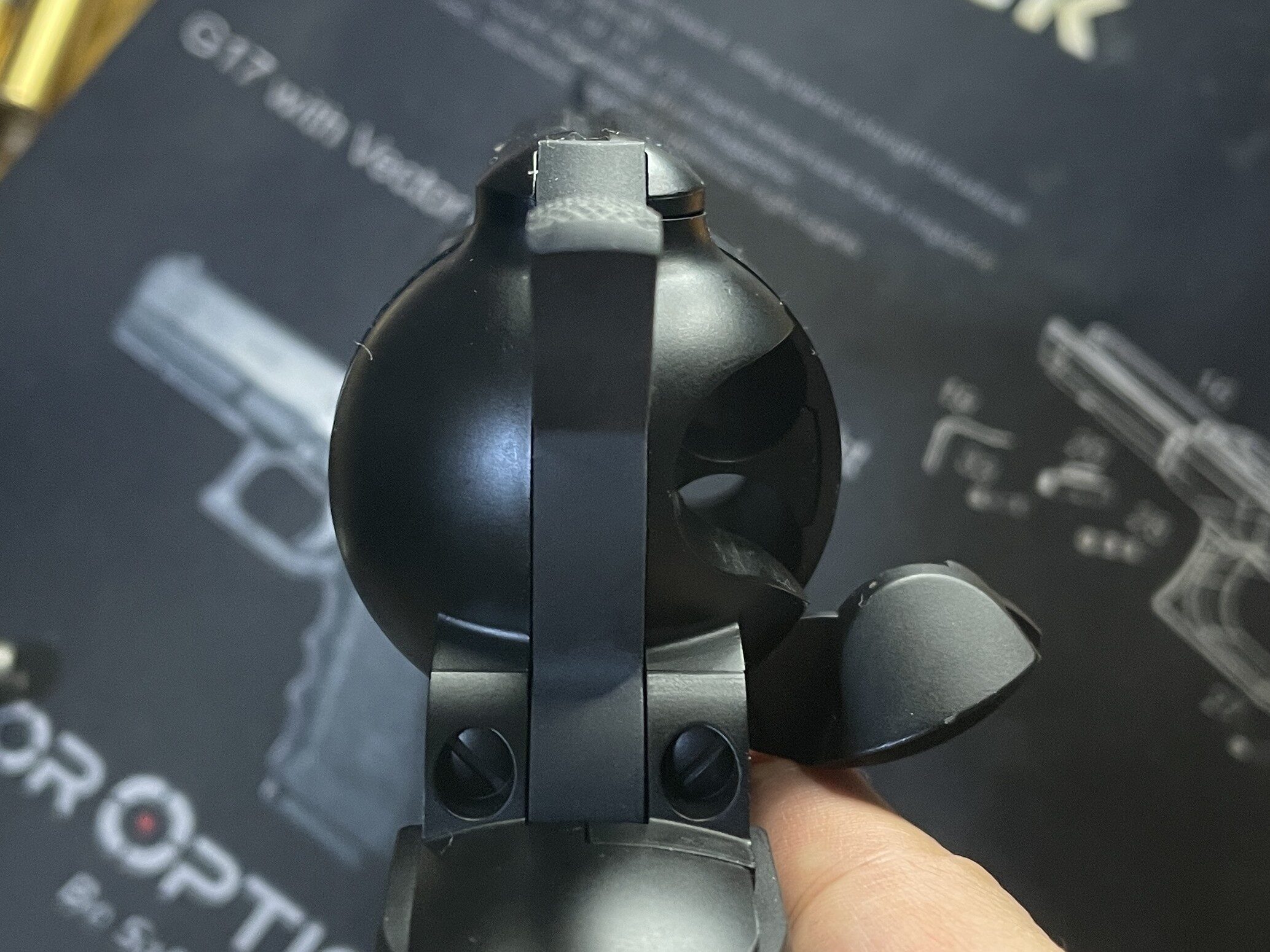 東京マルイ　SAA.45 アーティラリー　ローディングゲート　開き