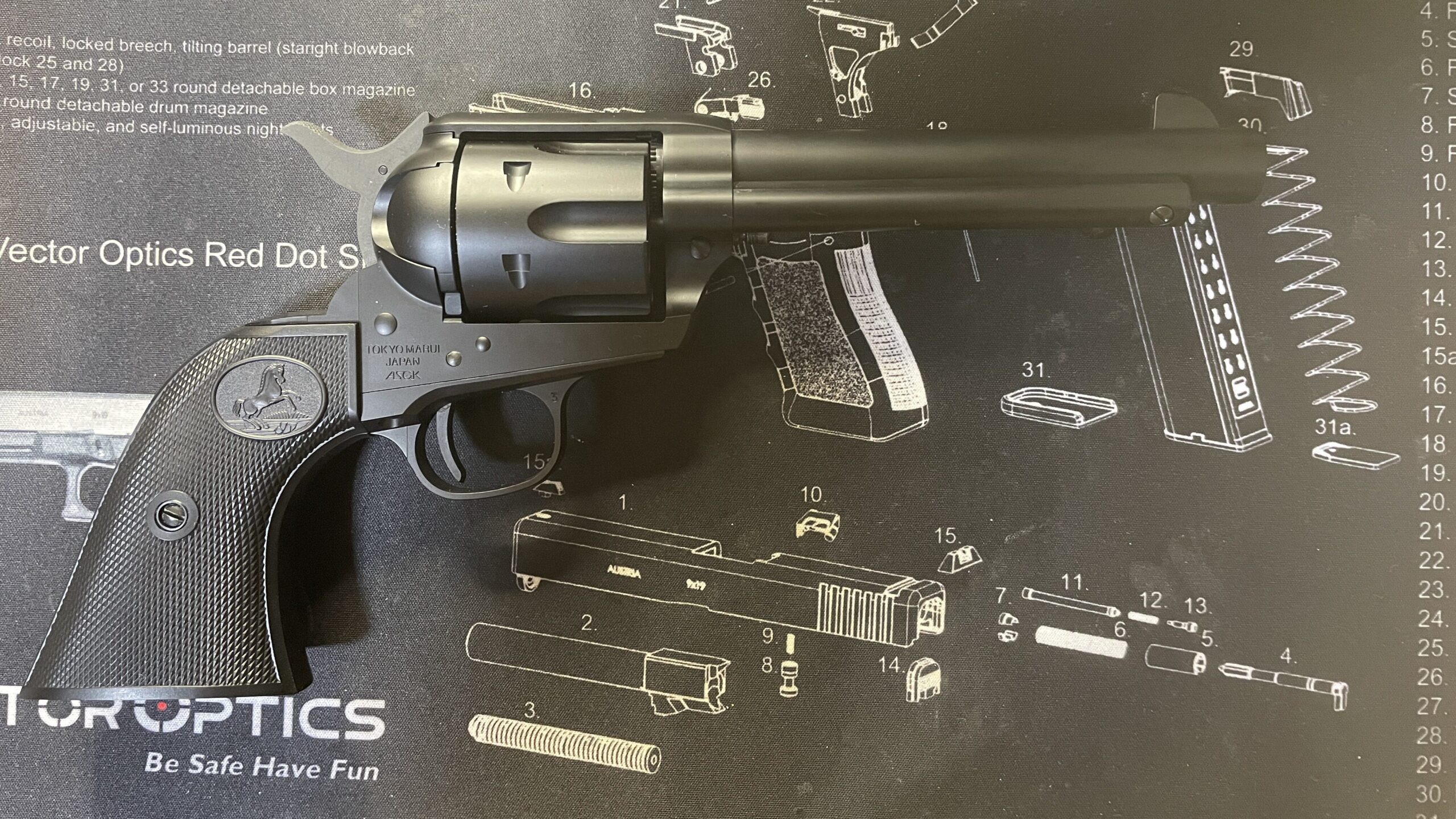 東京マルイ　SAA.45 アーティラリー　右側面