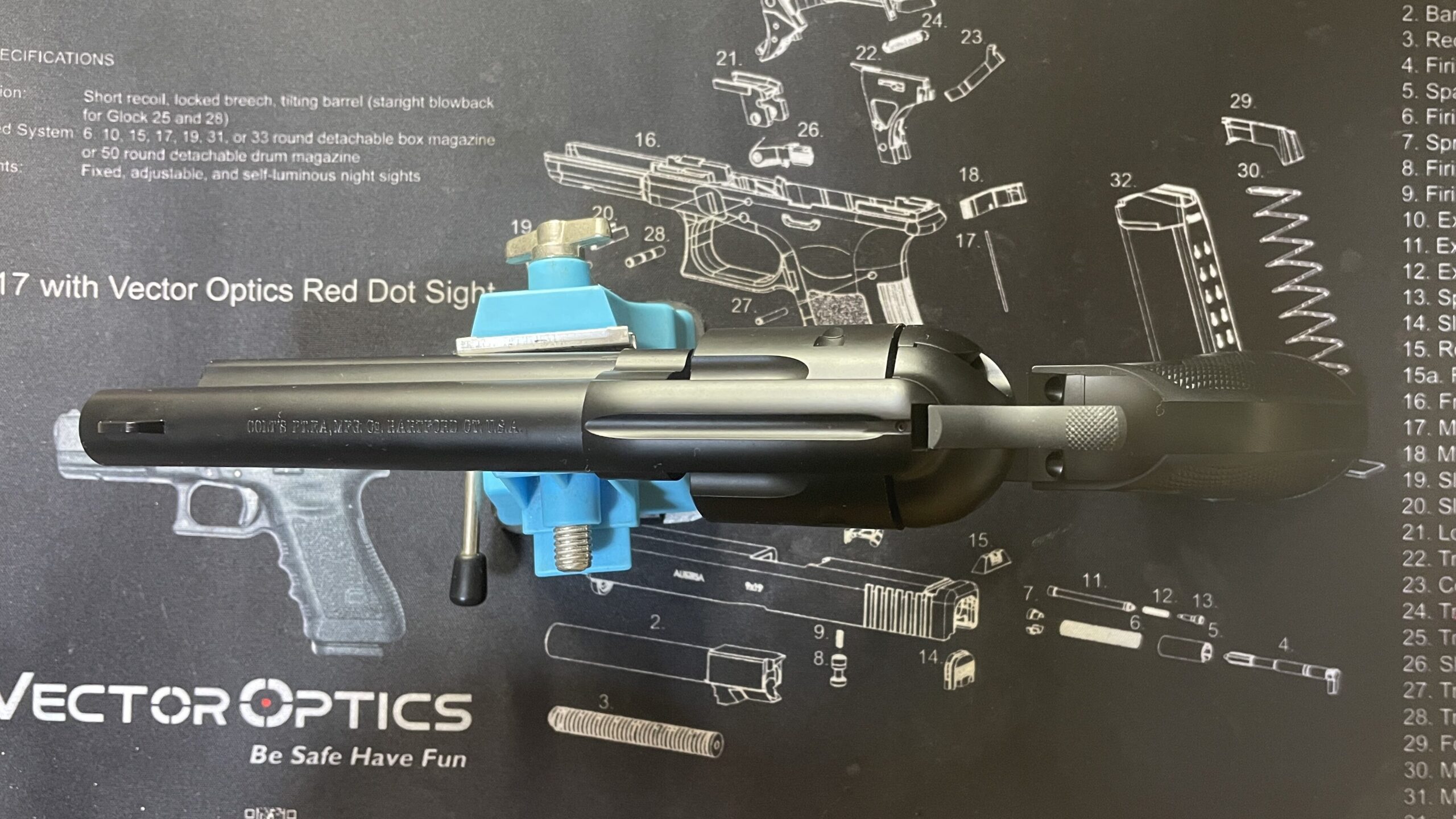 東京マルイ　SAA.45 アーティラリー　上面