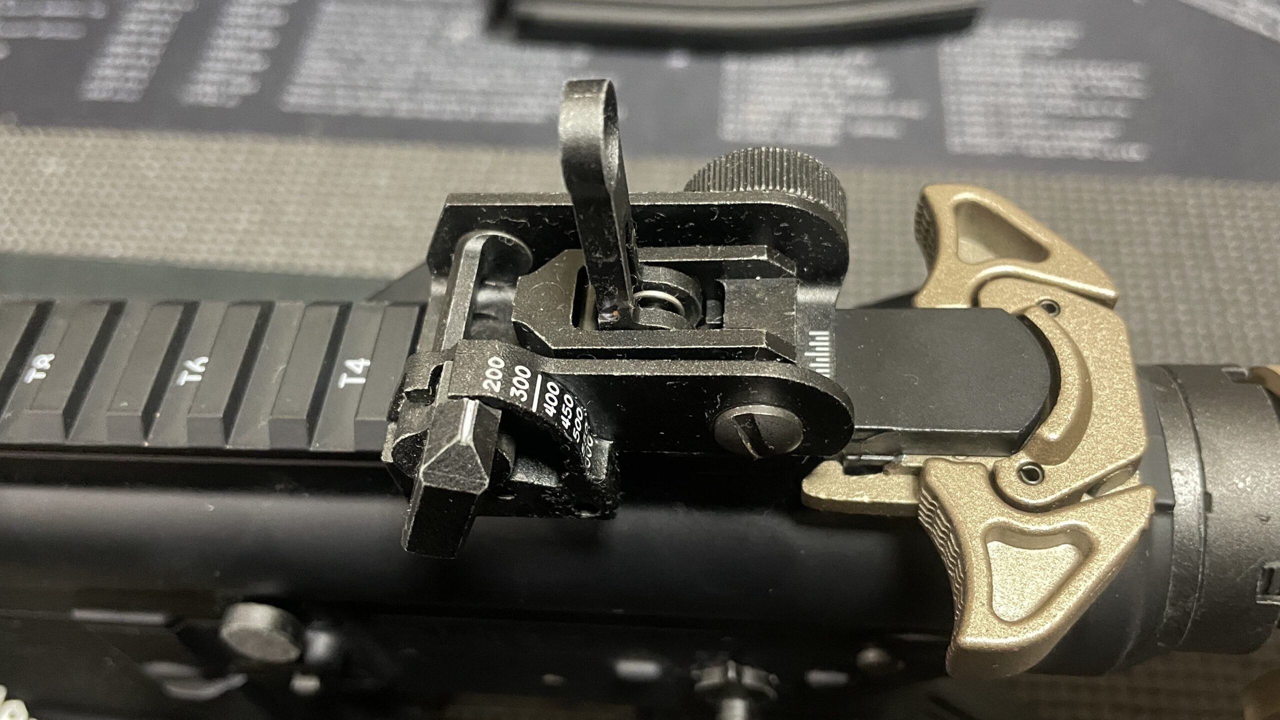 東京マルイ 次世代電動ガン URG-I 14.5インチ リアサイト 展開