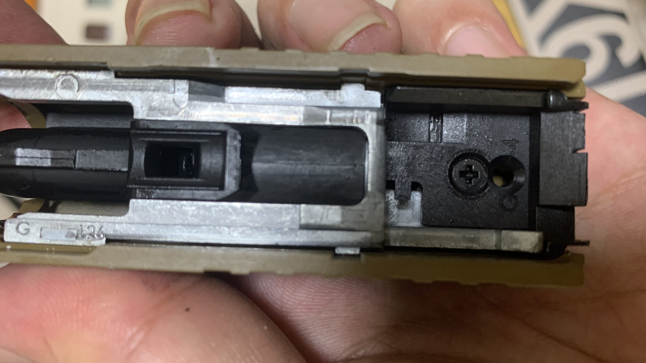 VFC/UMAREX GLOCK19X ブローバックユニット取り外し