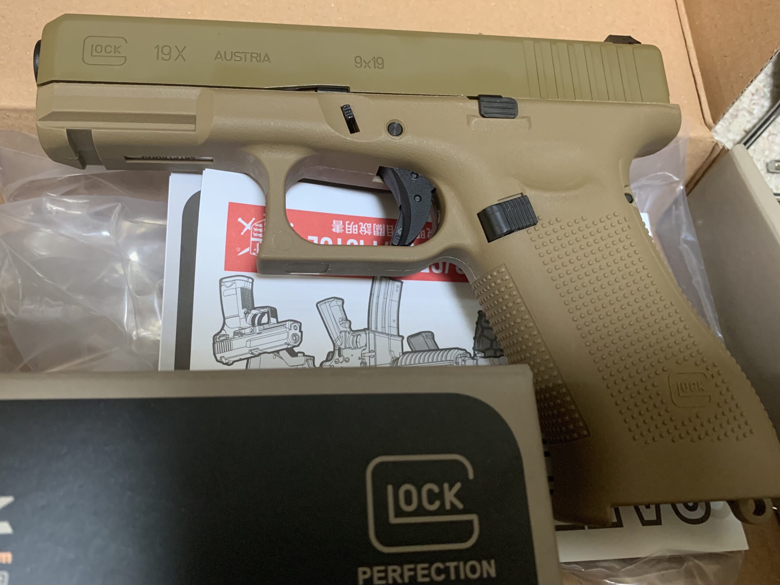 VFC/UMAREX GLOCK19X  開封
