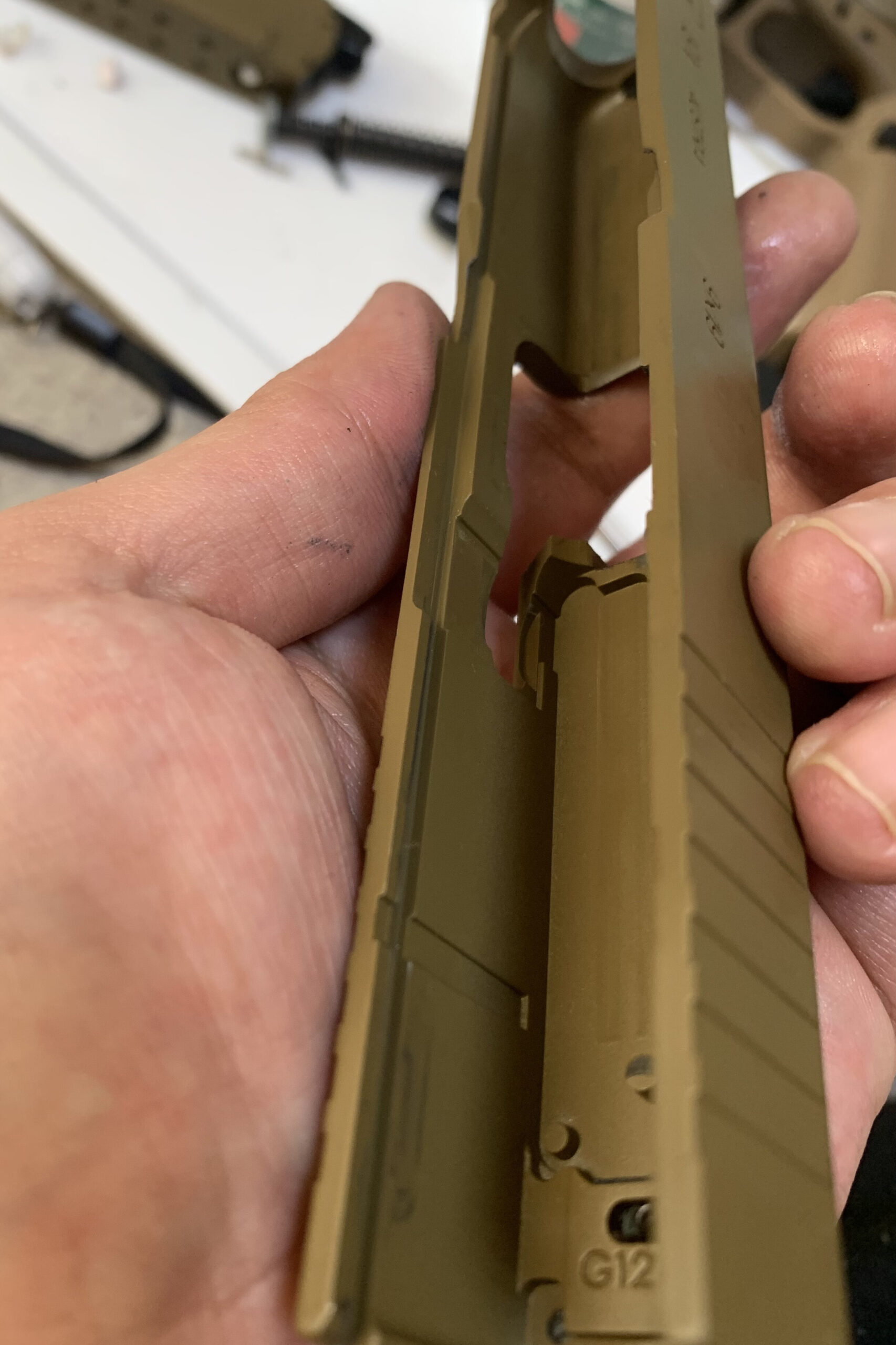 VFC/UMAREX GLOCK19X スライド溝研磨　左側