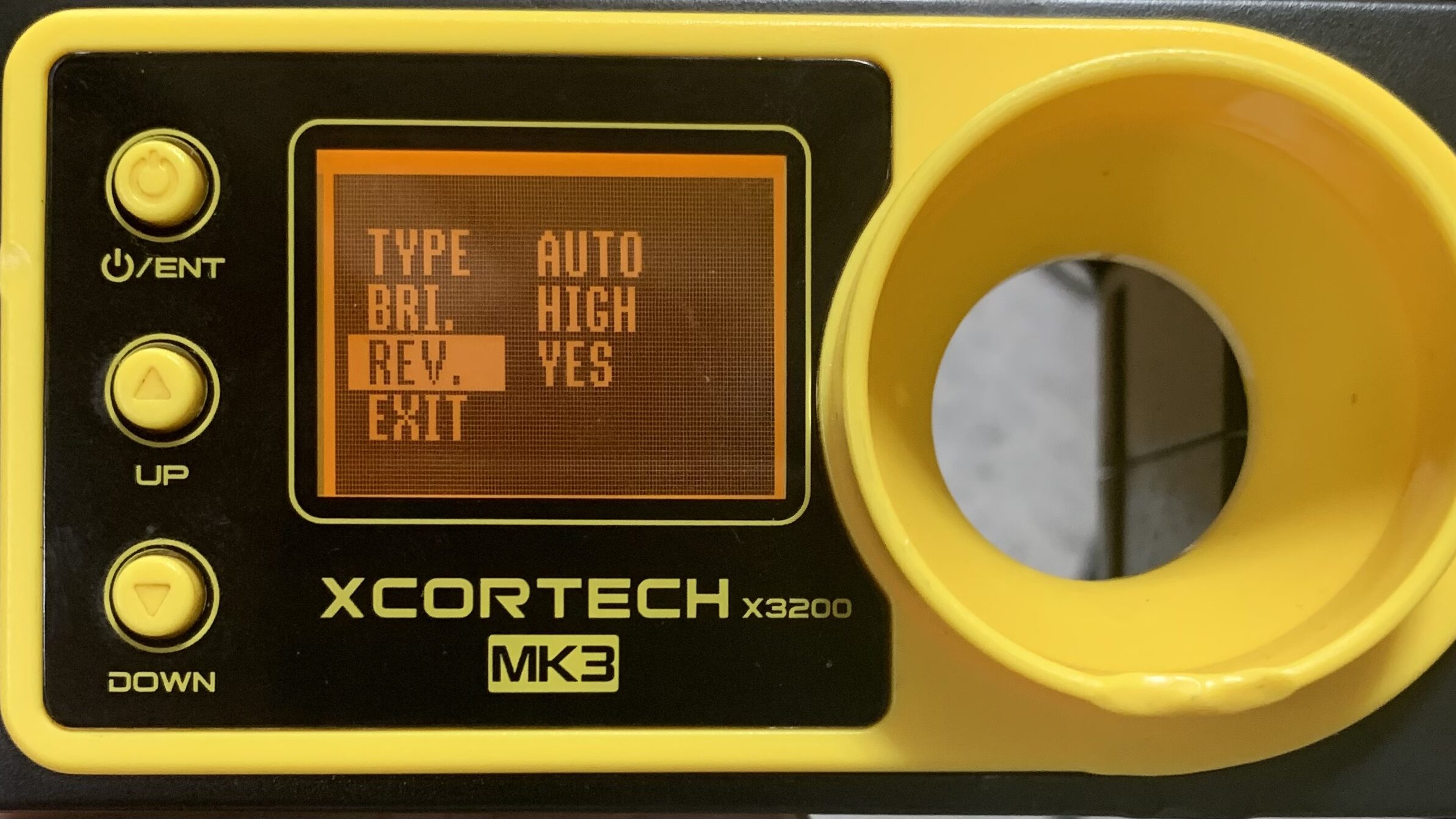 xcortechx3200mk3 バックライト　暗転